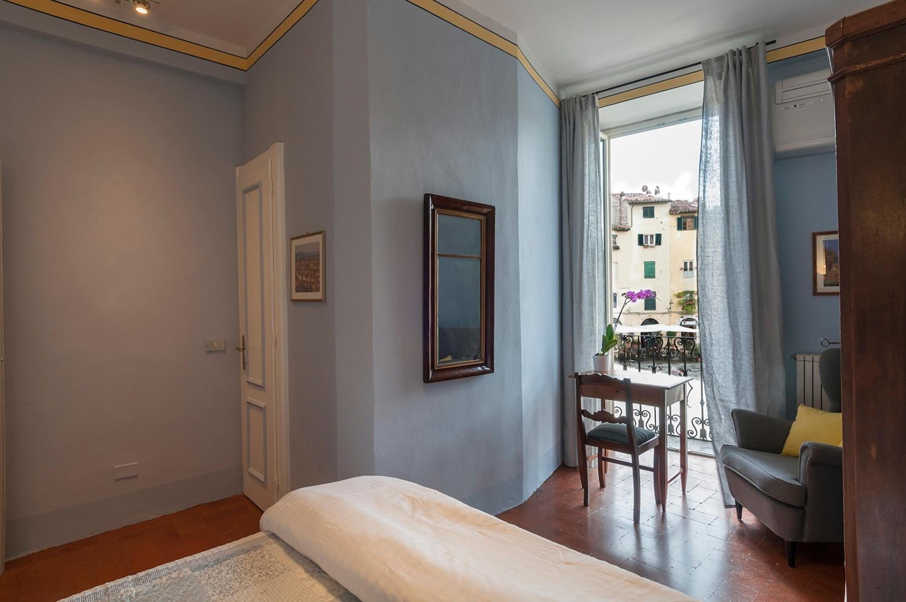 Double Room with Balcony photo 1