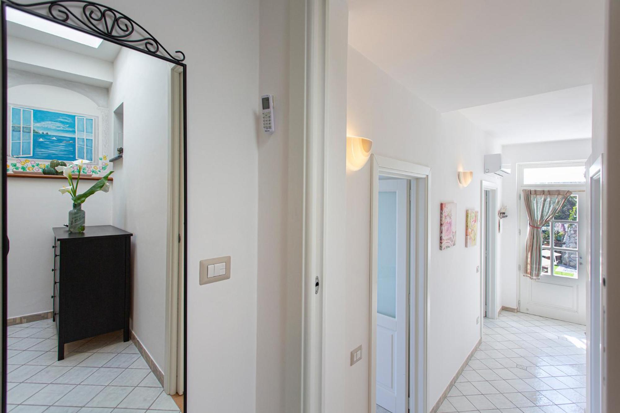 Two-Bedroom House - Photo 11