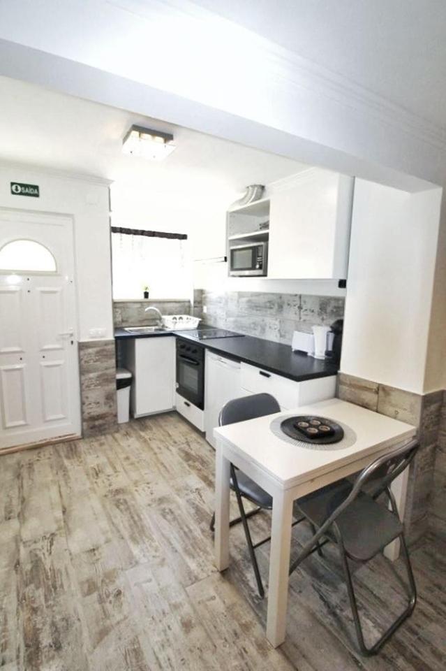 One-Bedroom House photo 2