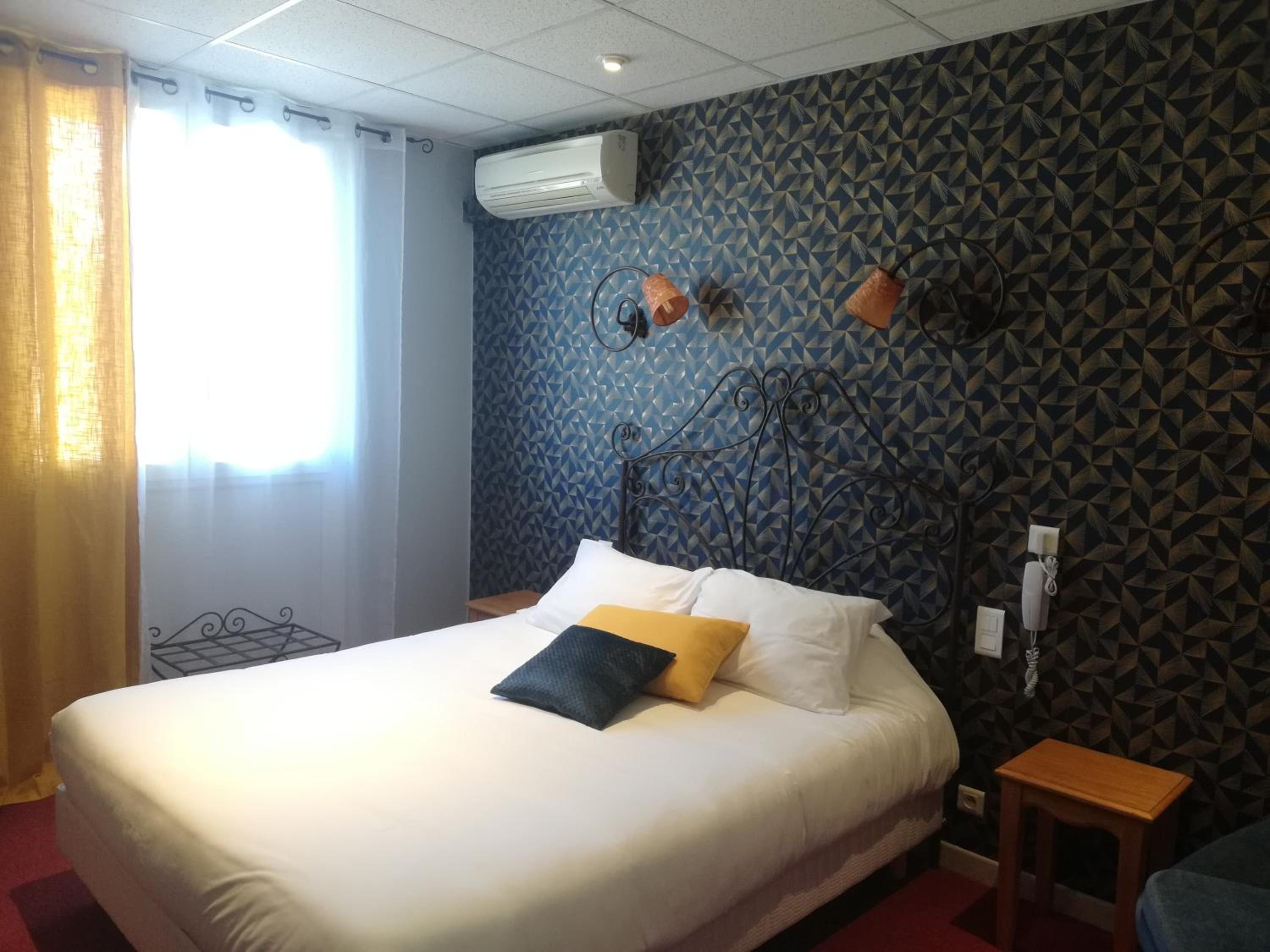 Comfort Double Room with Shower - Photo 3