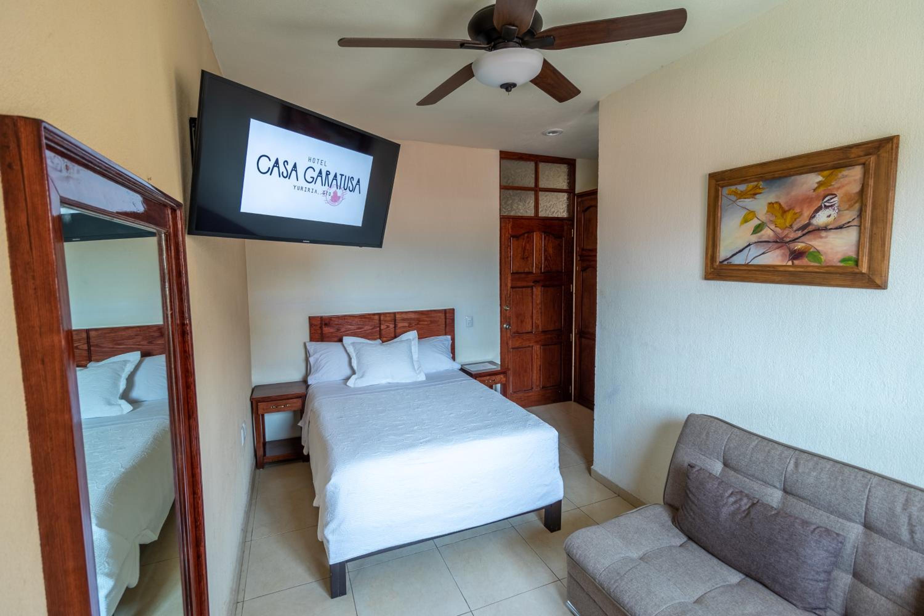 Deluxe Double Room photo 2