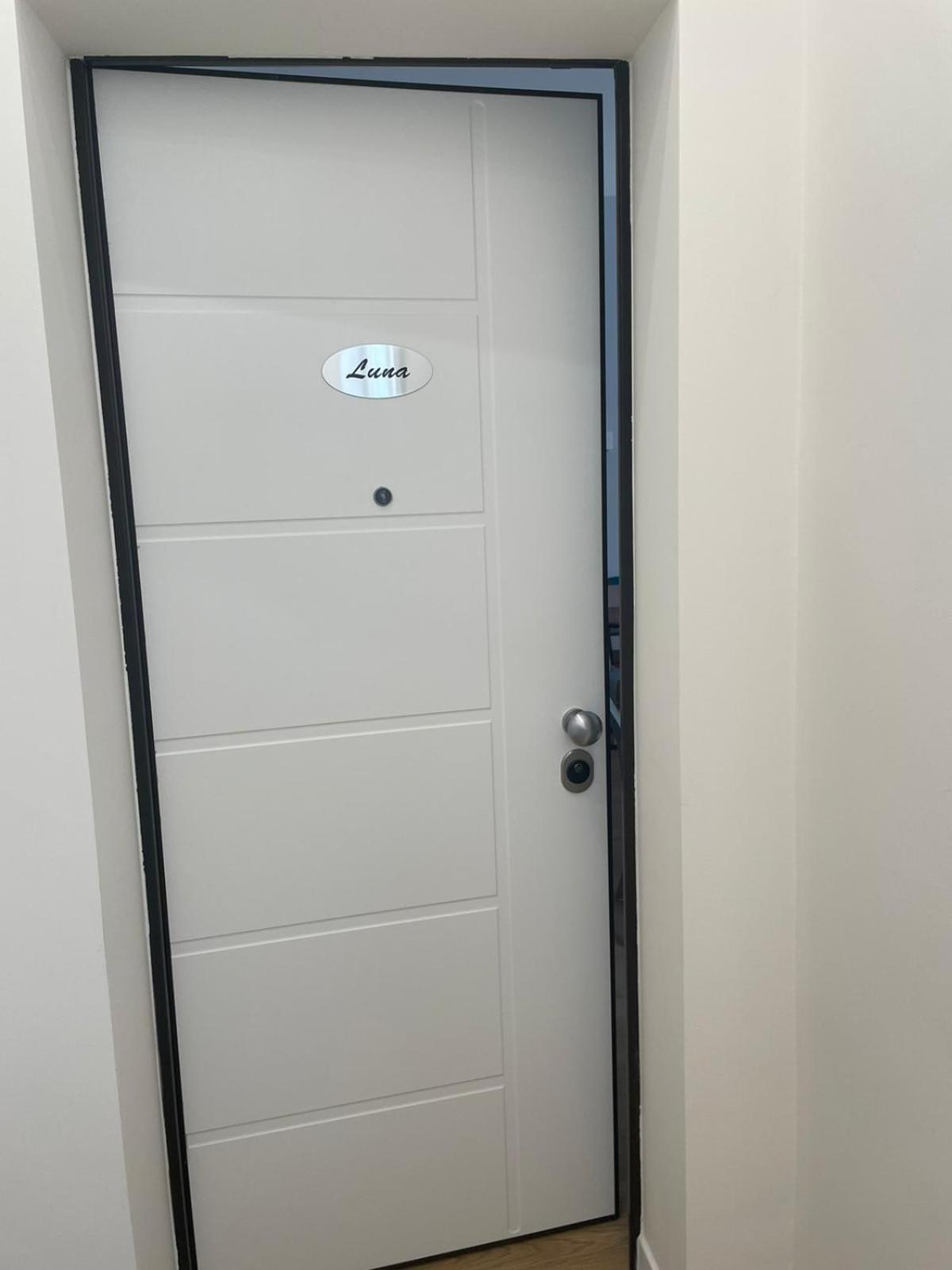 Two-Bedroom Apartment - Photo 4