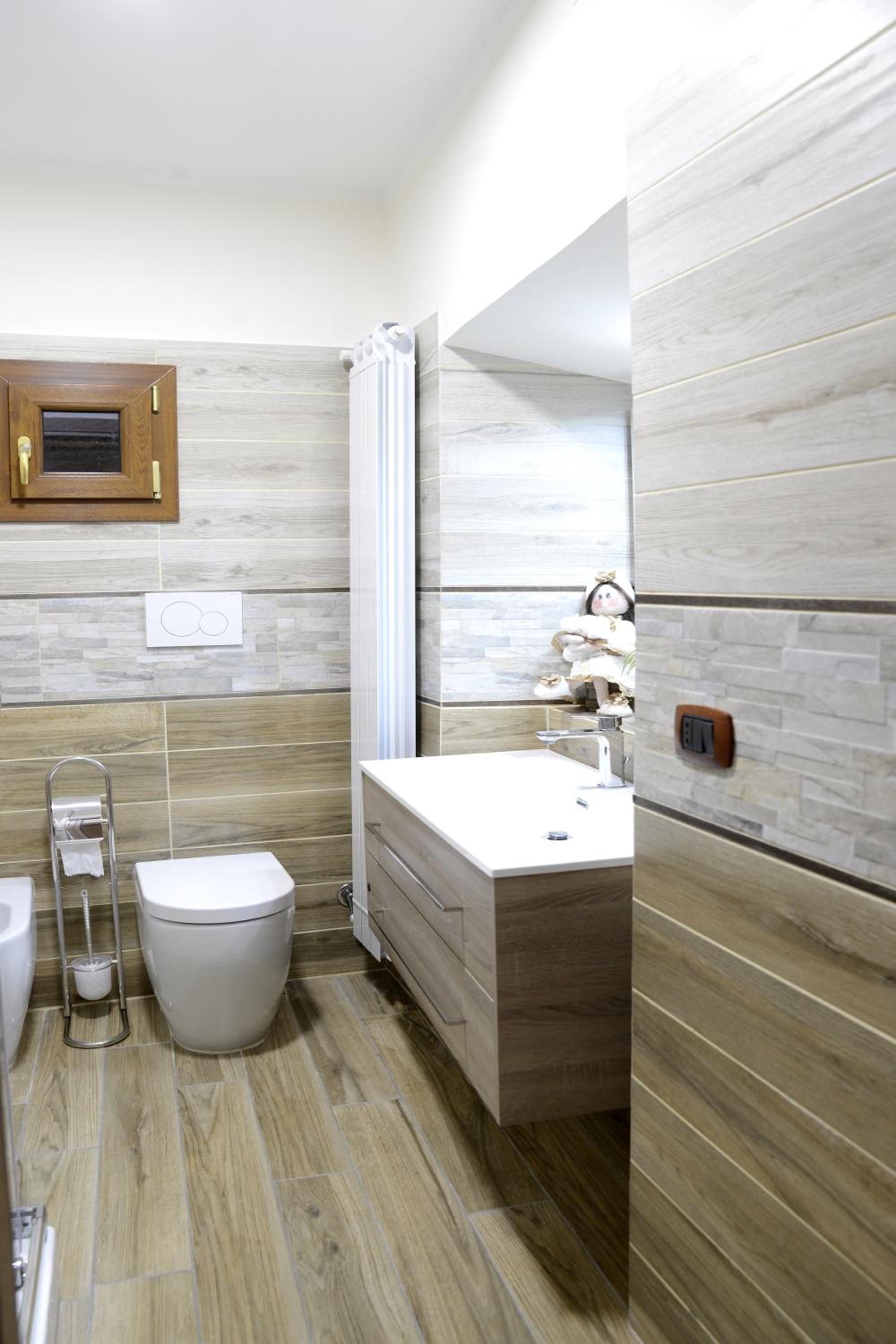 Two-Bedroom Apartment - Photo 12
