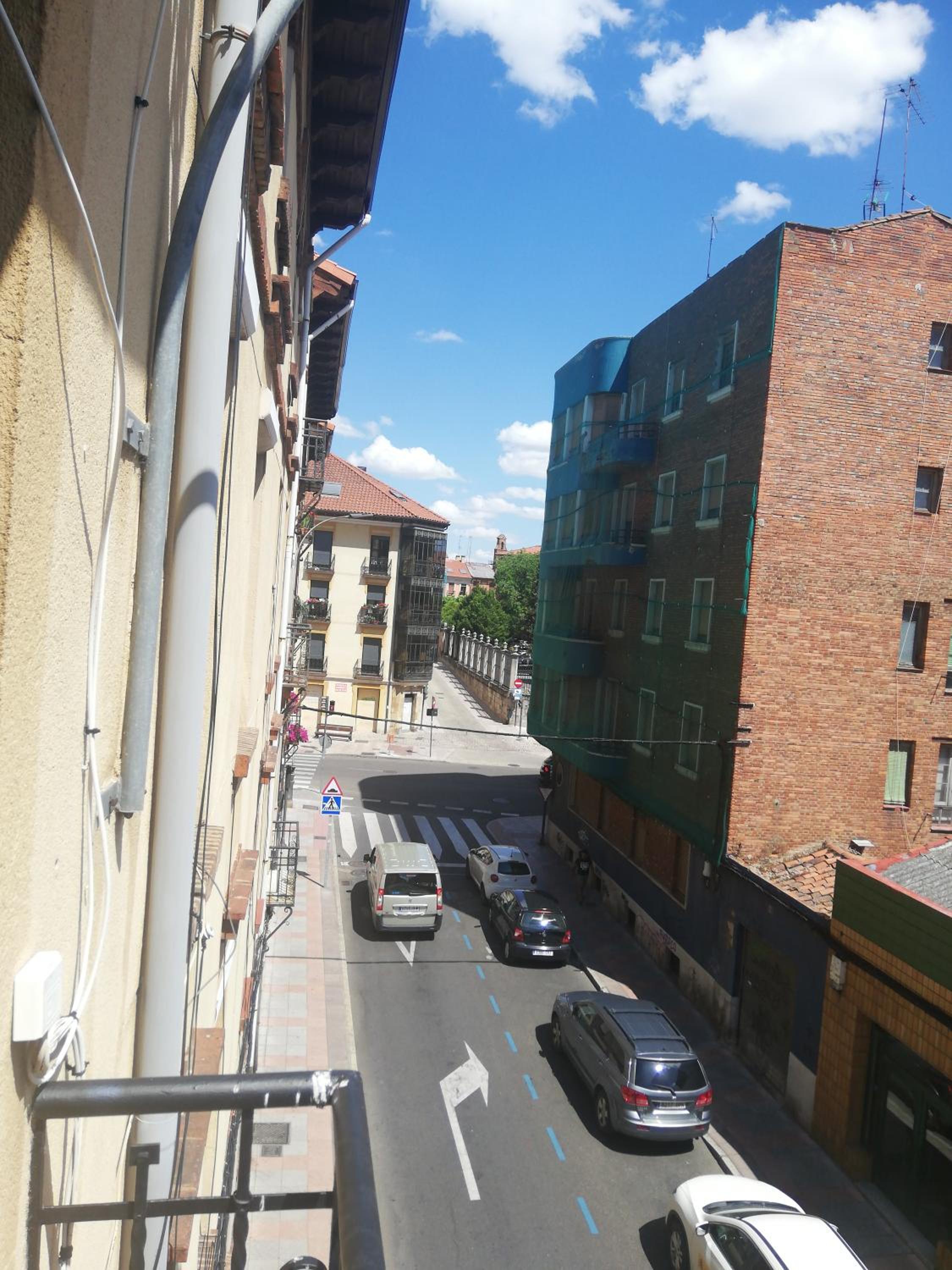 Apartment - Photo 11