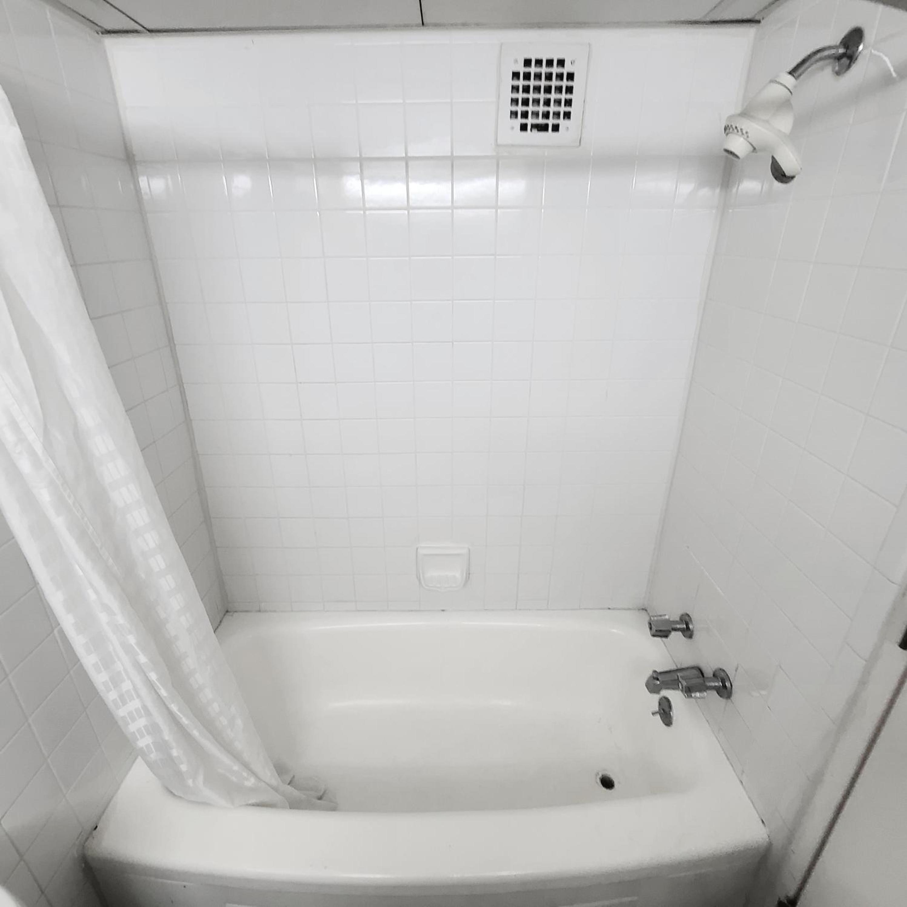 Deluxe Double Room with Two Double Beds - Non-Smoking - Photo 6