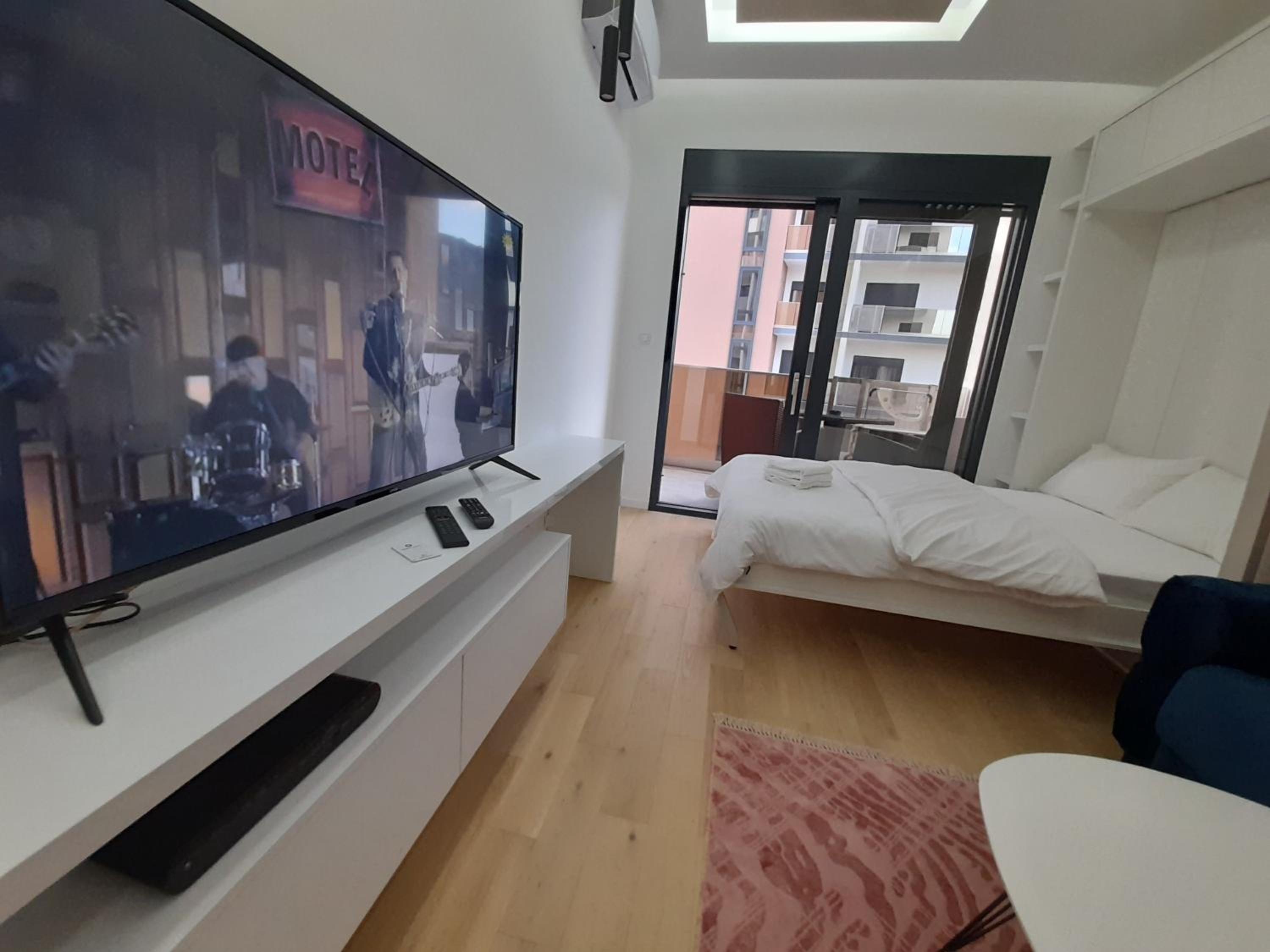 Deluxe Double Studio