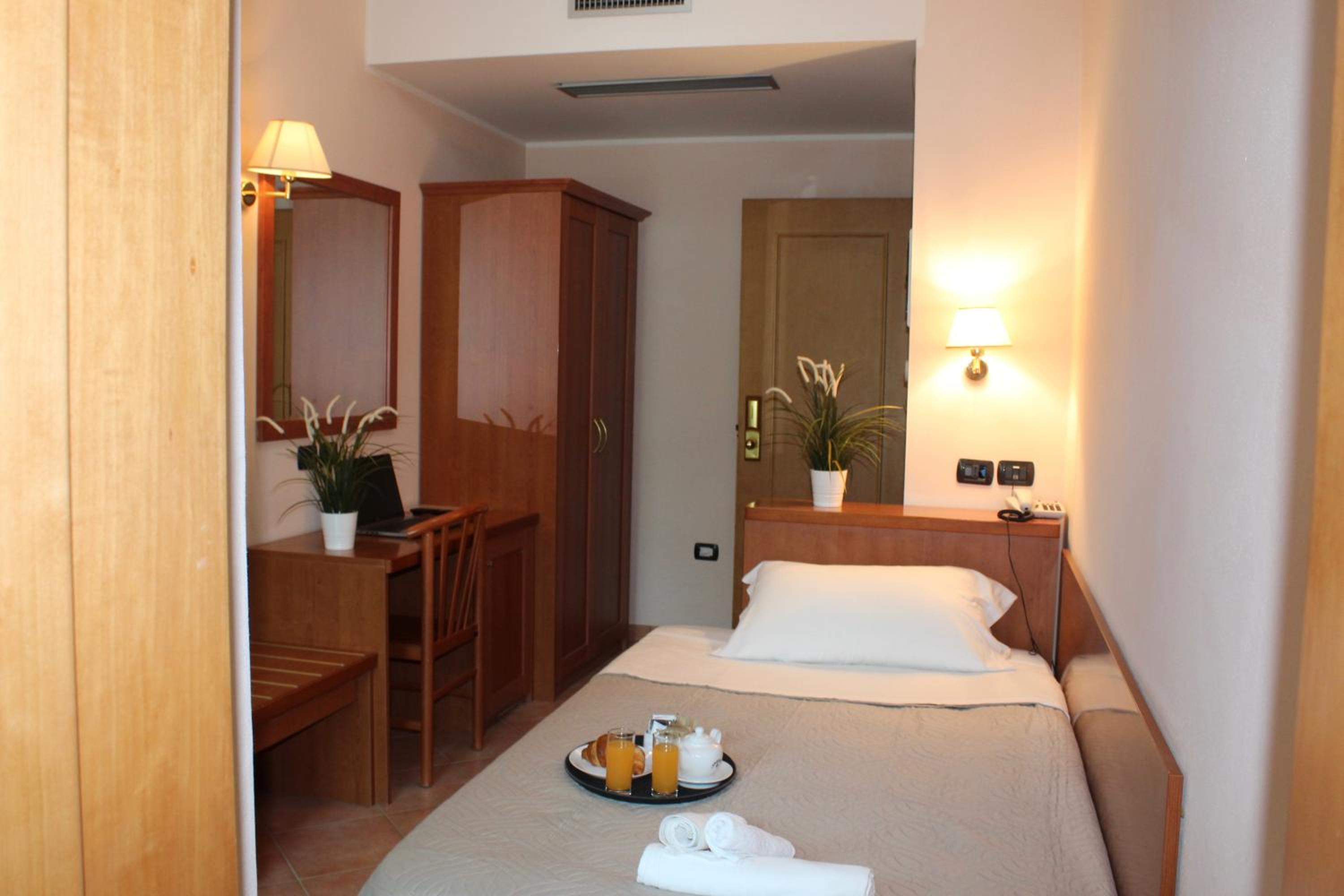 Single Room With Balcony photo 1