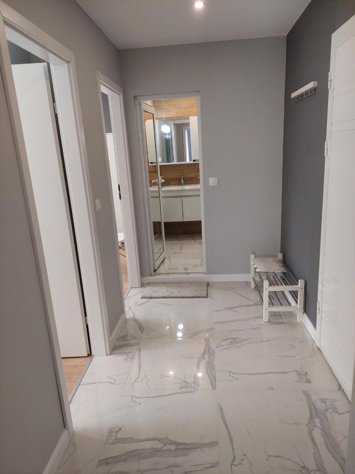 Two-Bedroom Apartment - Photo 5