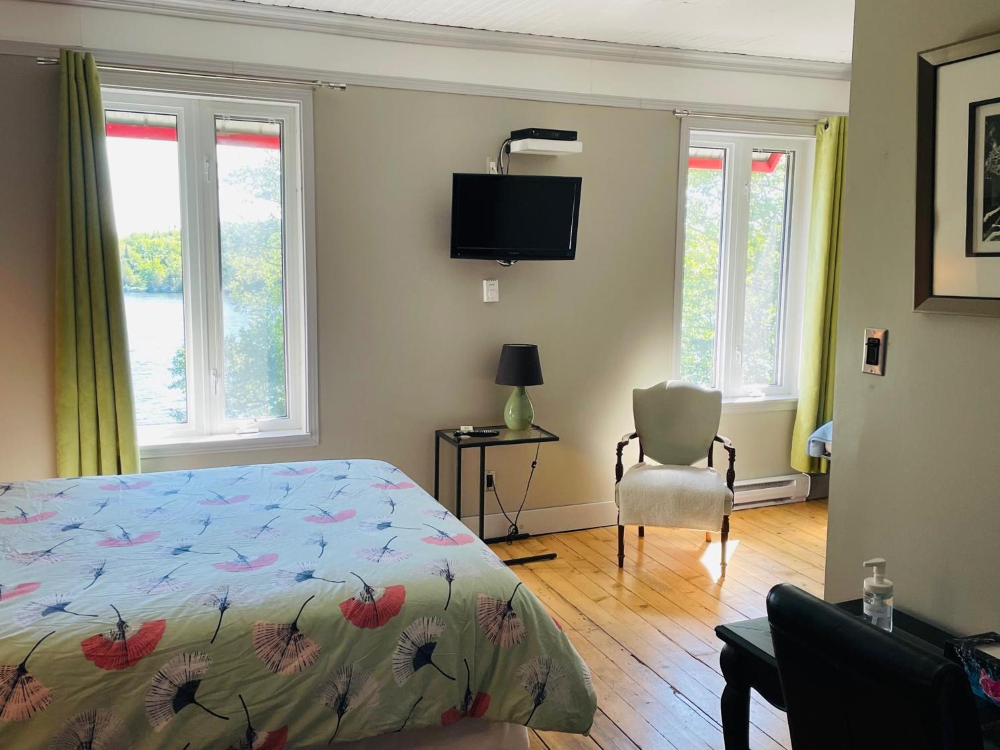 Deluxe Triple Room photo 1