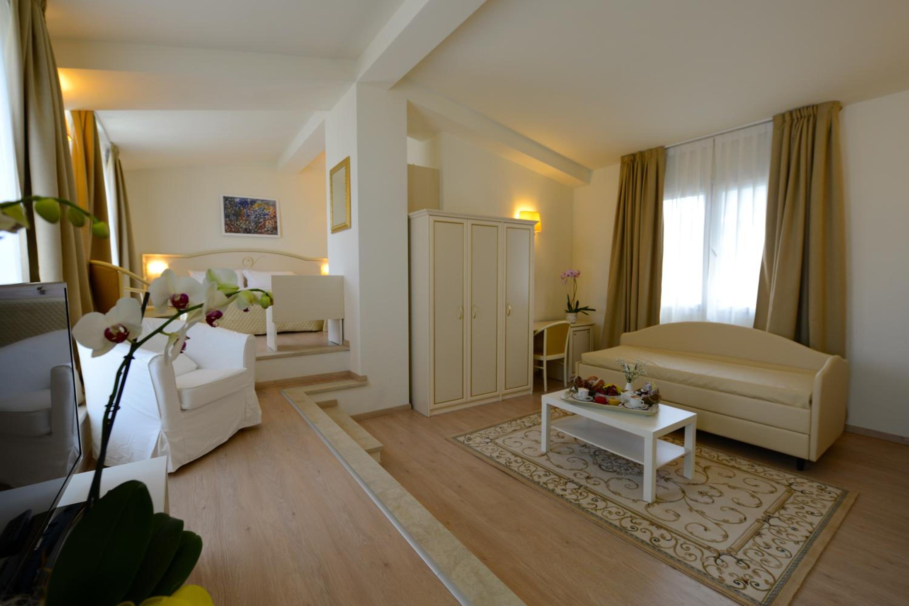 Prestige Suite