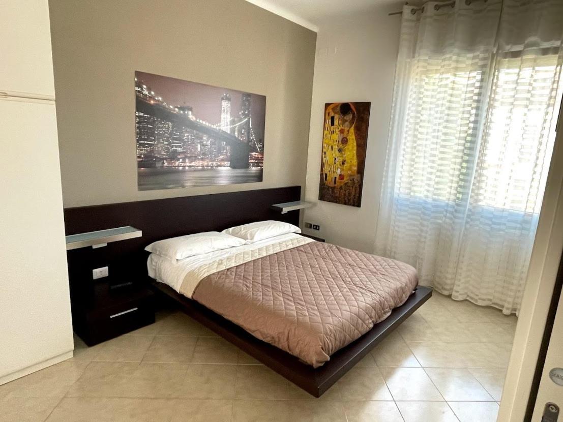 Family Room with Private Bathroom - Photo 1