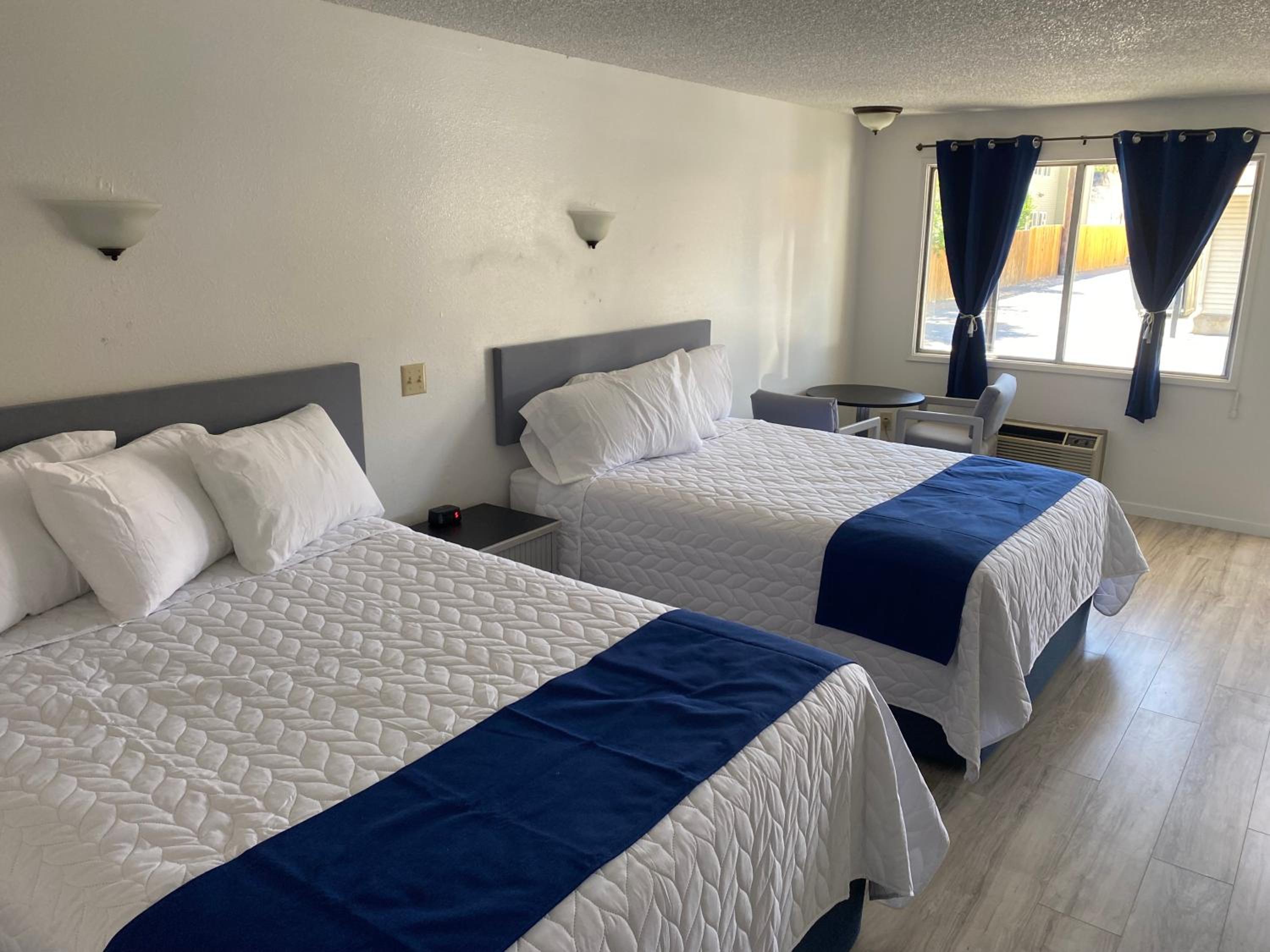 Deluxe Queen Room photo 2
