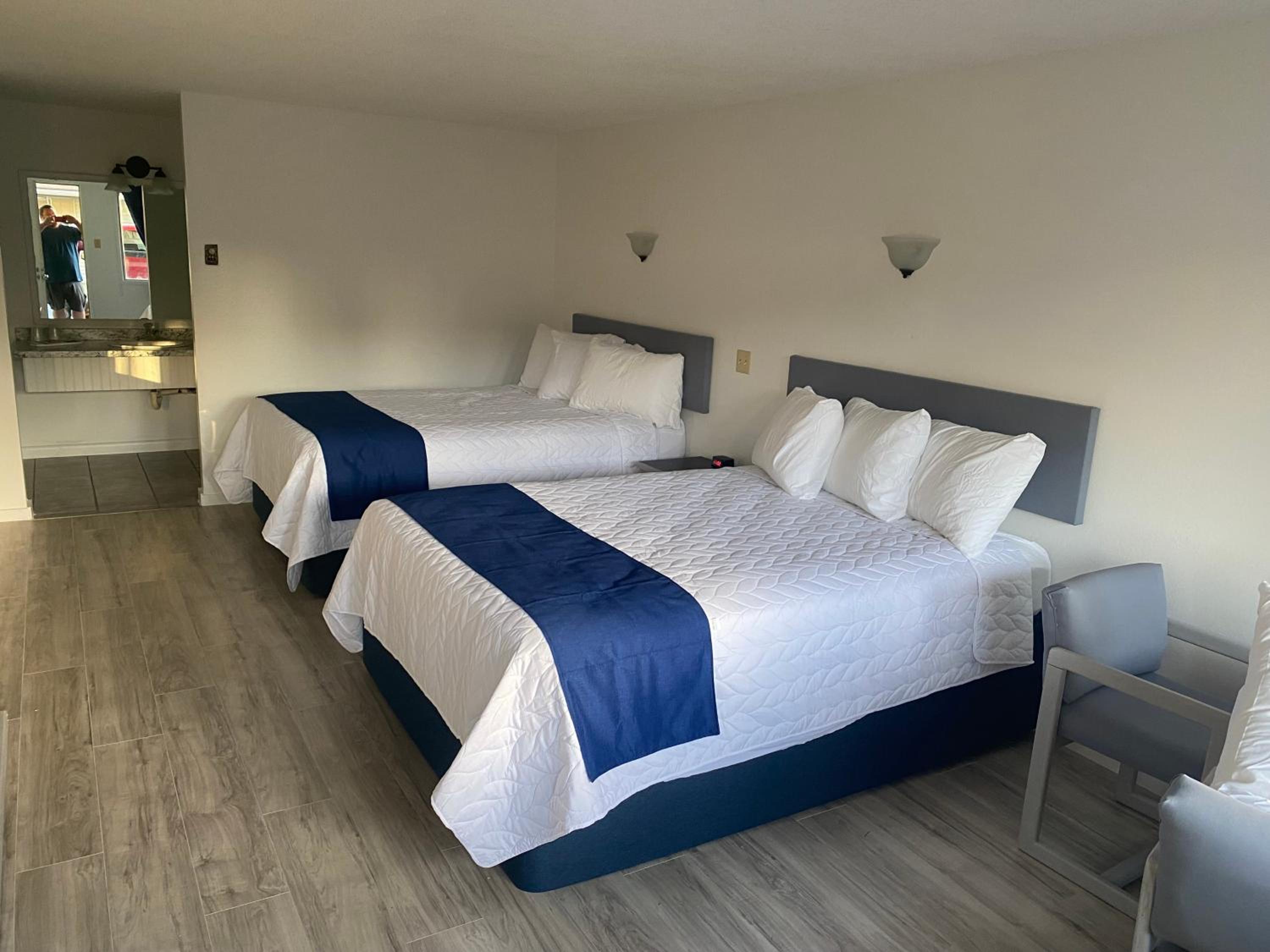 Deluxe Queen Room photo 1