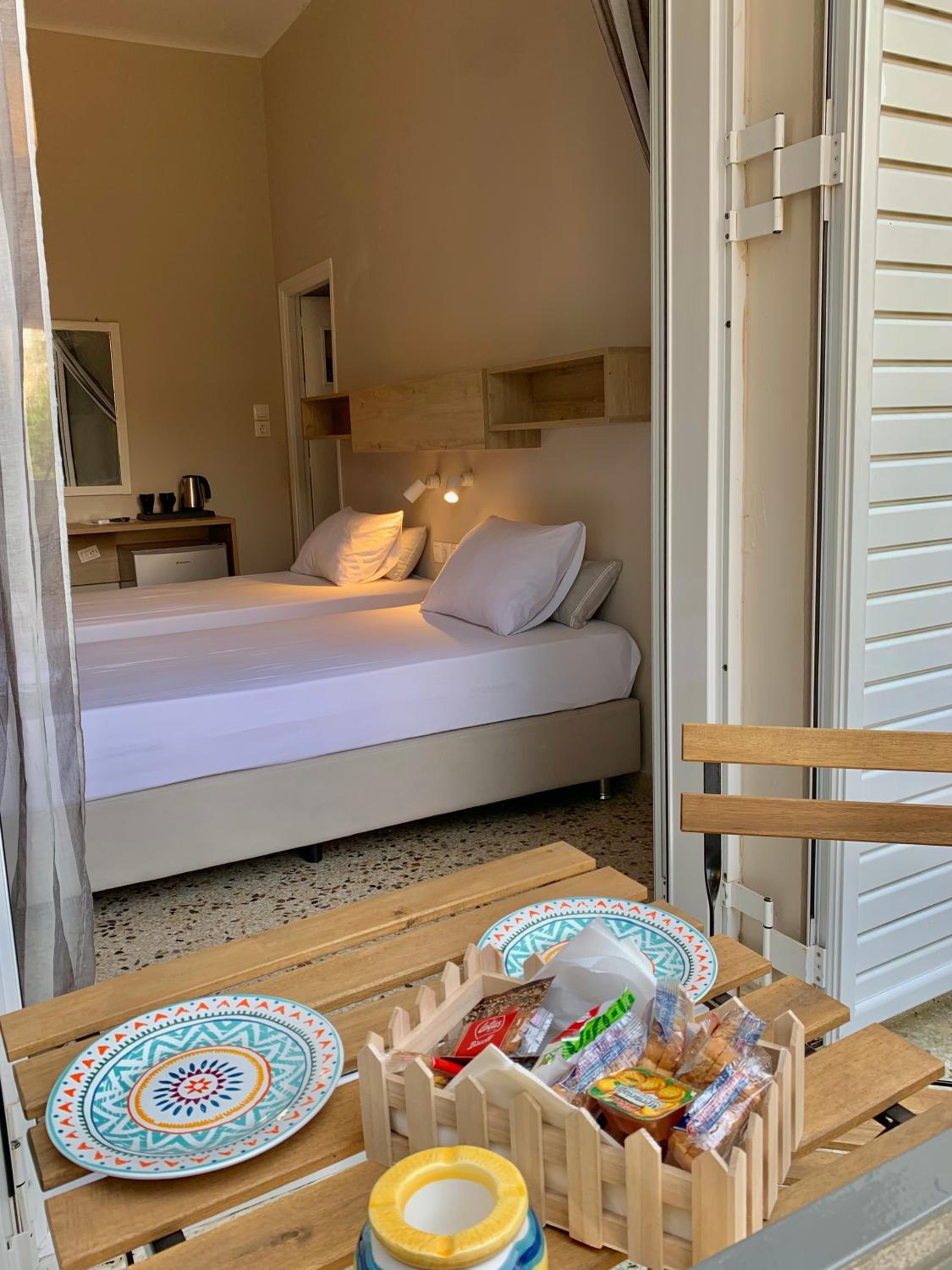 Triple Room with Garden View - Photo 3
