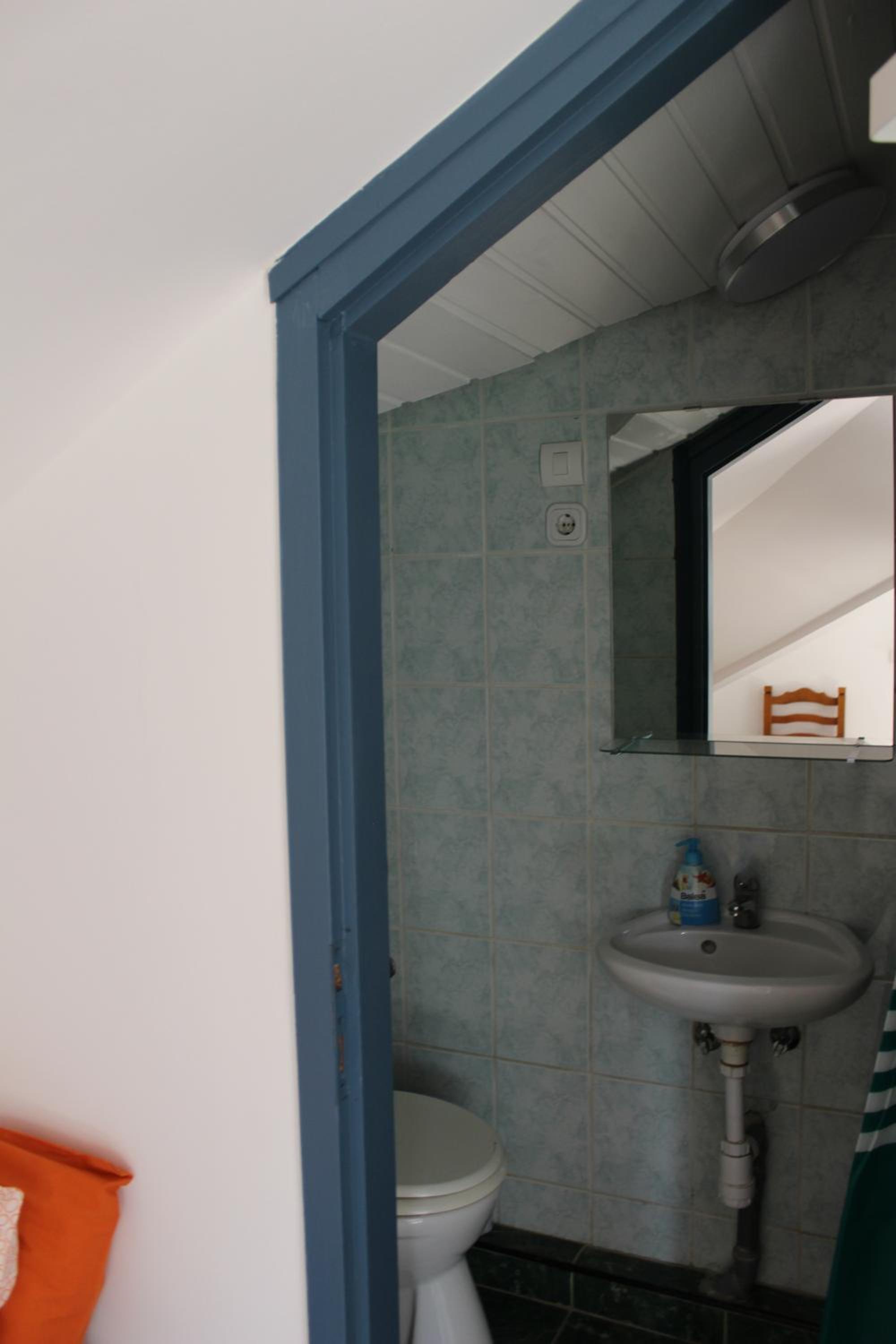 Quadruple Room - Attic - Photo 9