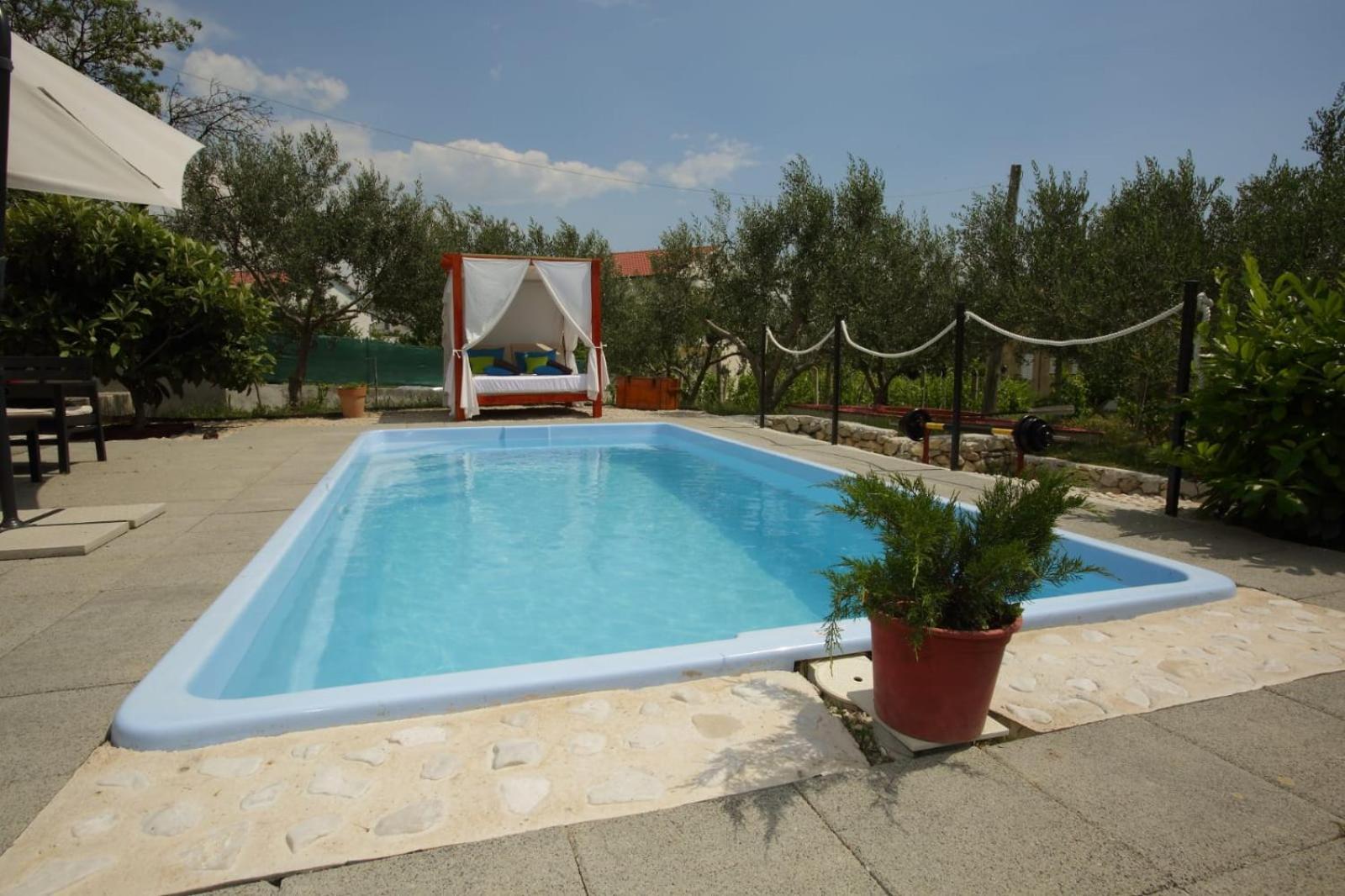 Villa photo 2