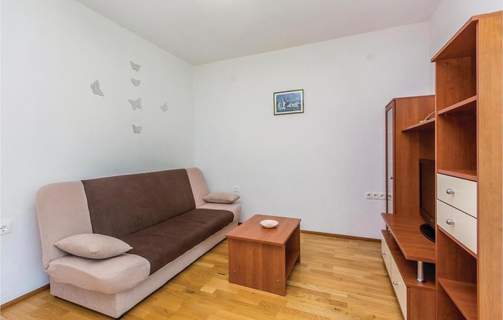Apartment with Sea View photo 1