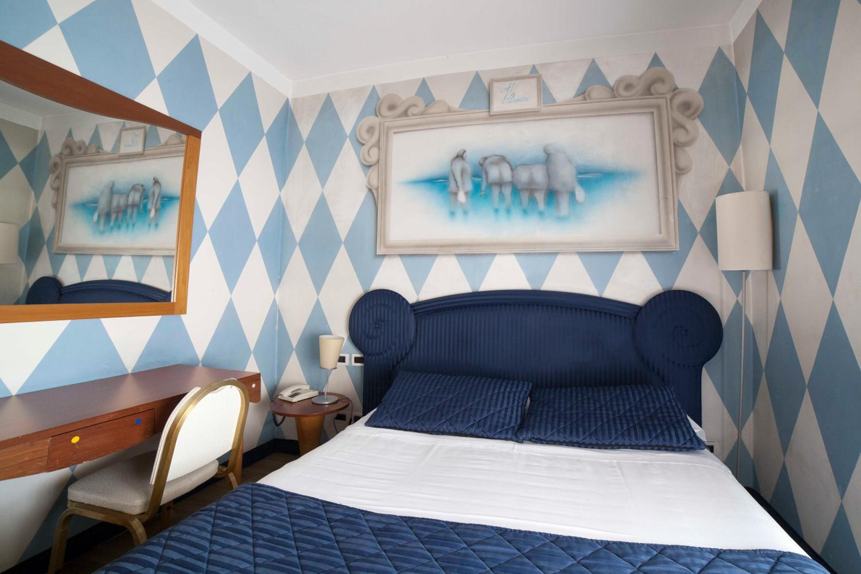 Standard Double Room - Photo 3