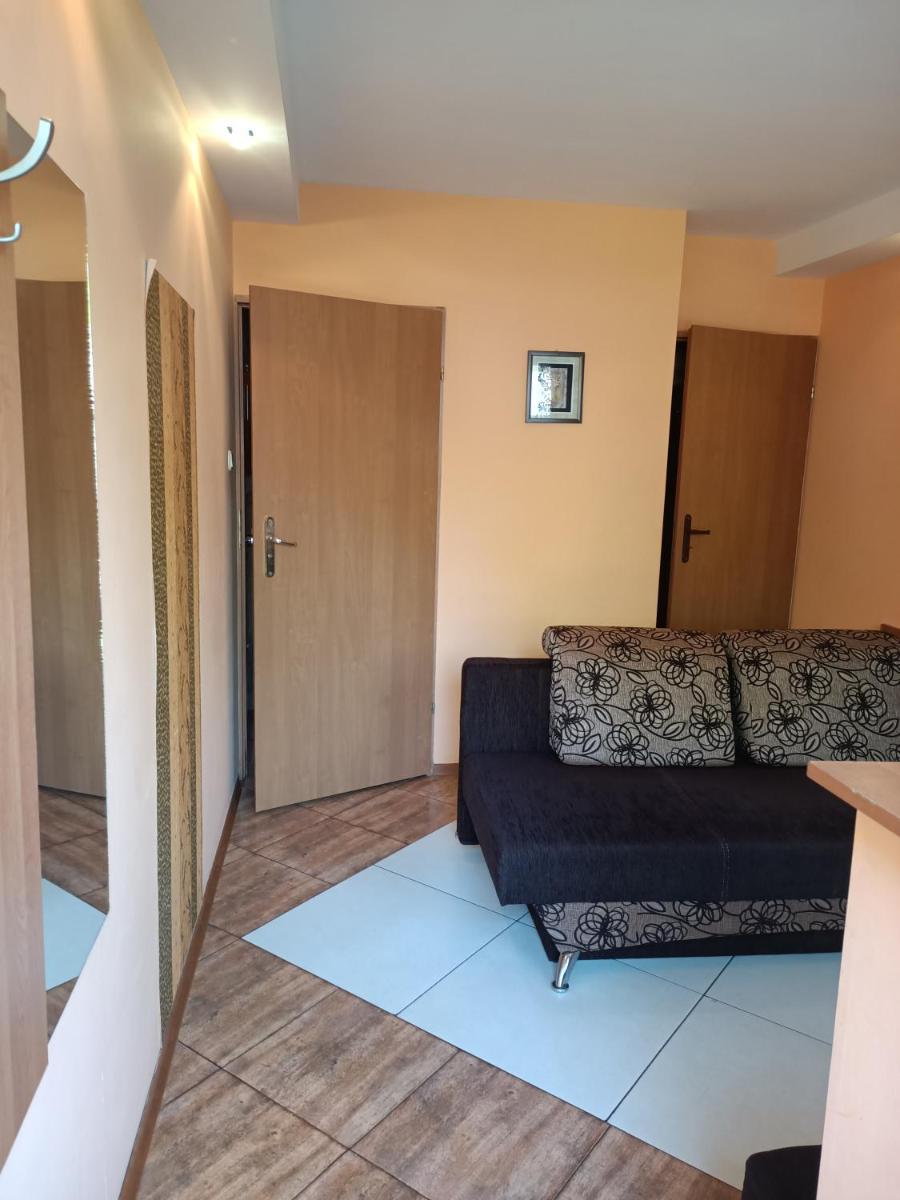 Double Room with Balcony (2 Adults + 1 Child) photo 2