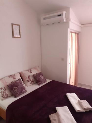 Studio Apartment with Sea View photo 3