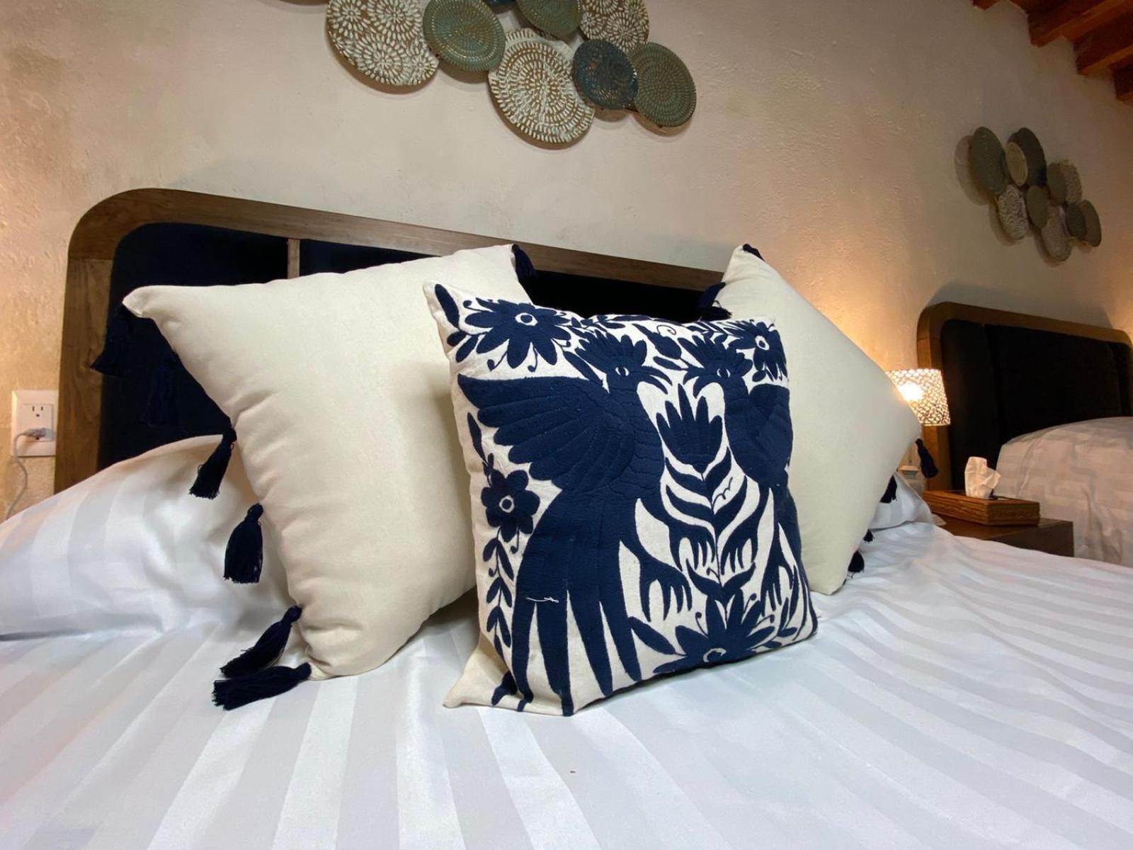 Superior Queen Room with Two Queen Beds - Photo 3