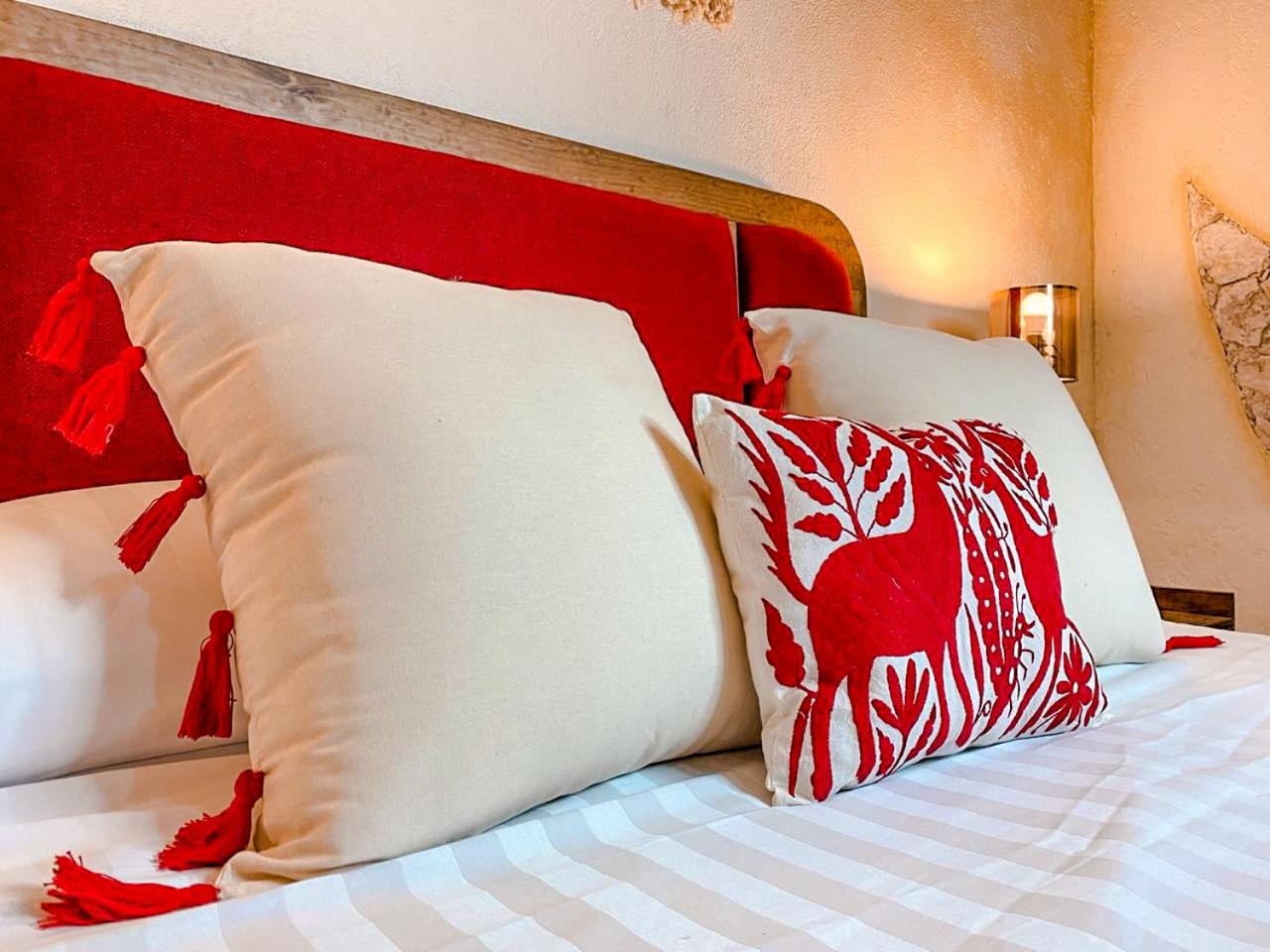 Queen Room with extra bed - Photo 40