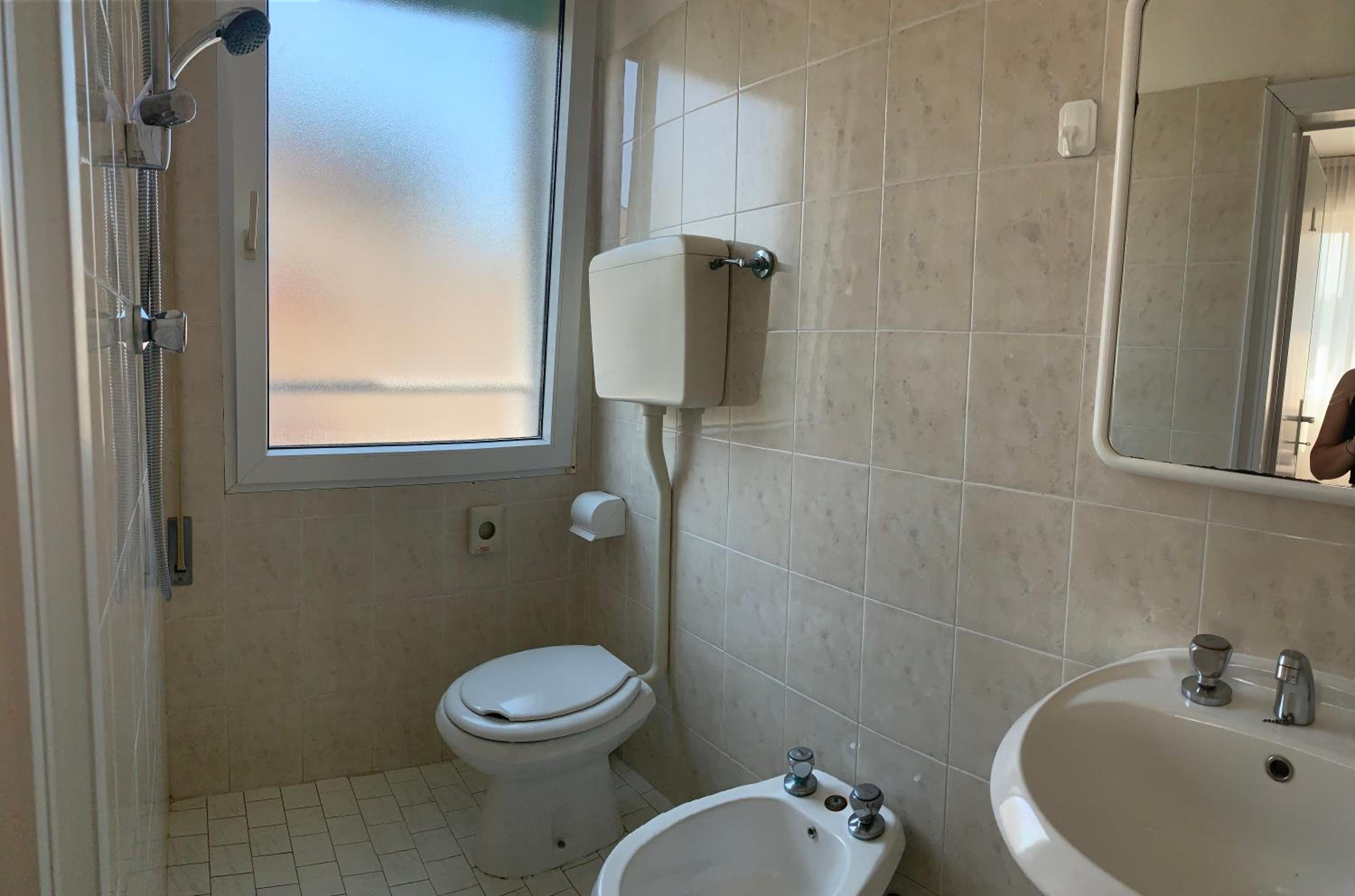 Quadruple Room - Photo 15