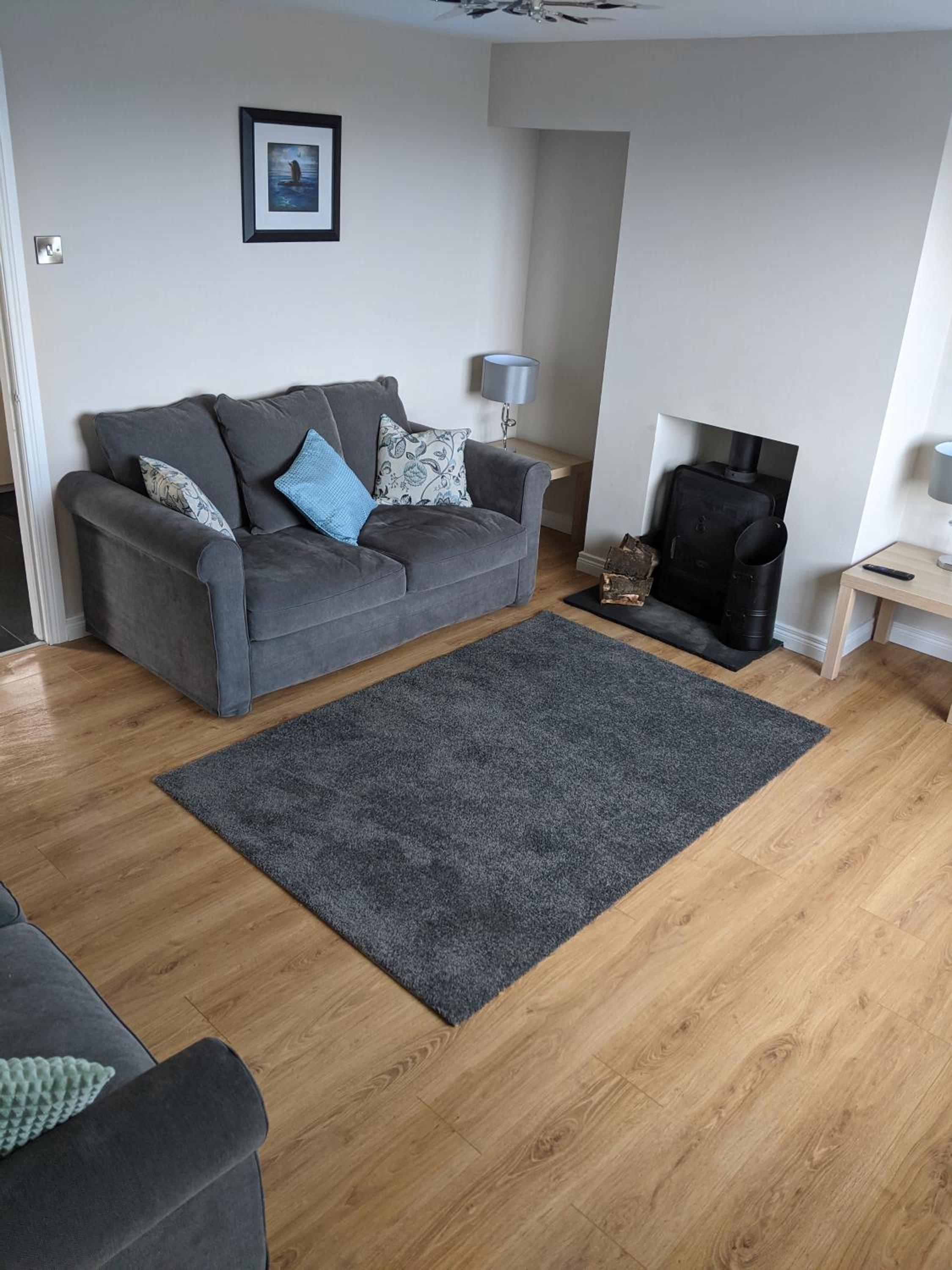 Three-Bedroom House photo 3