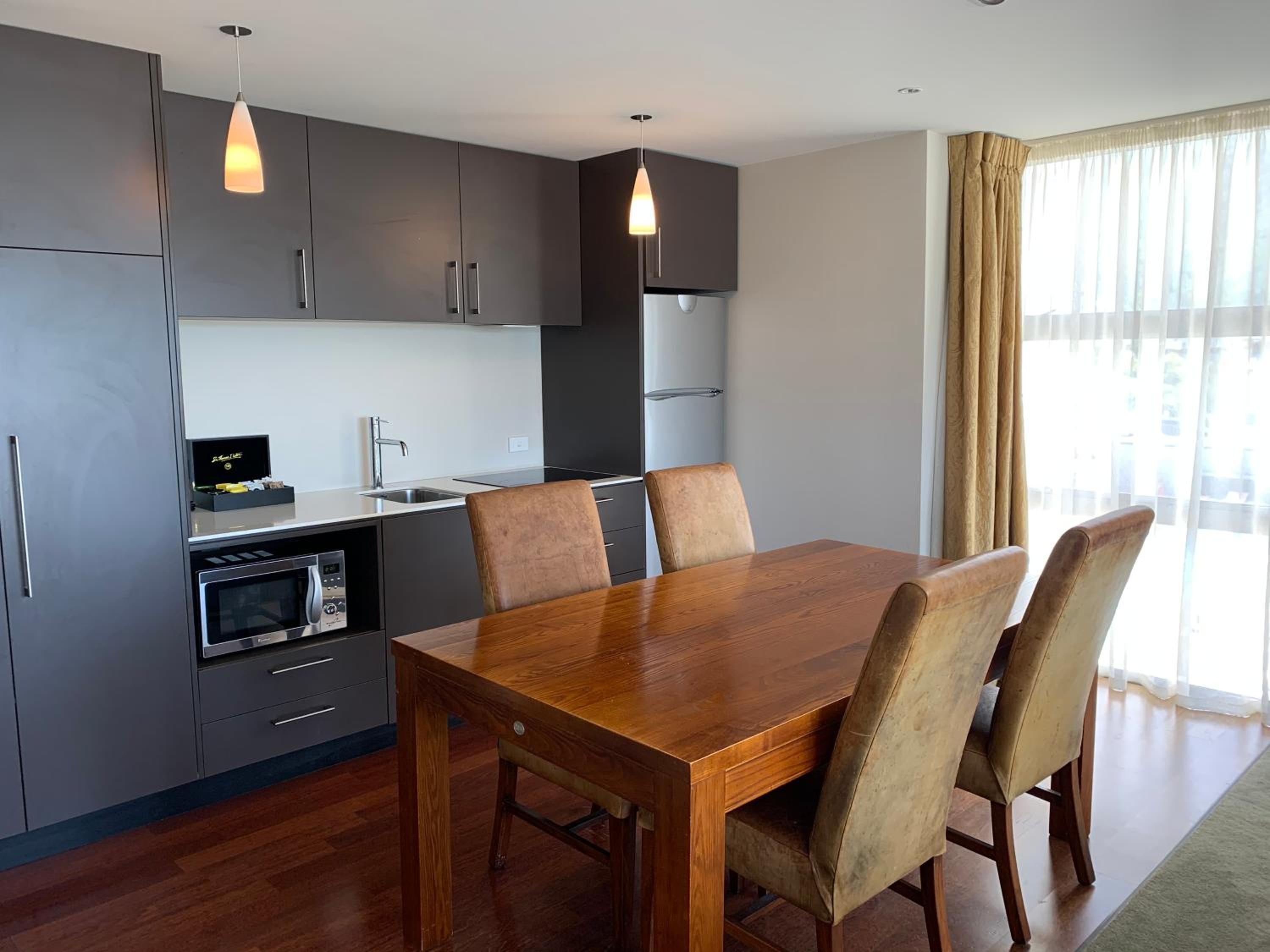 Suite Dreams - Photo 4