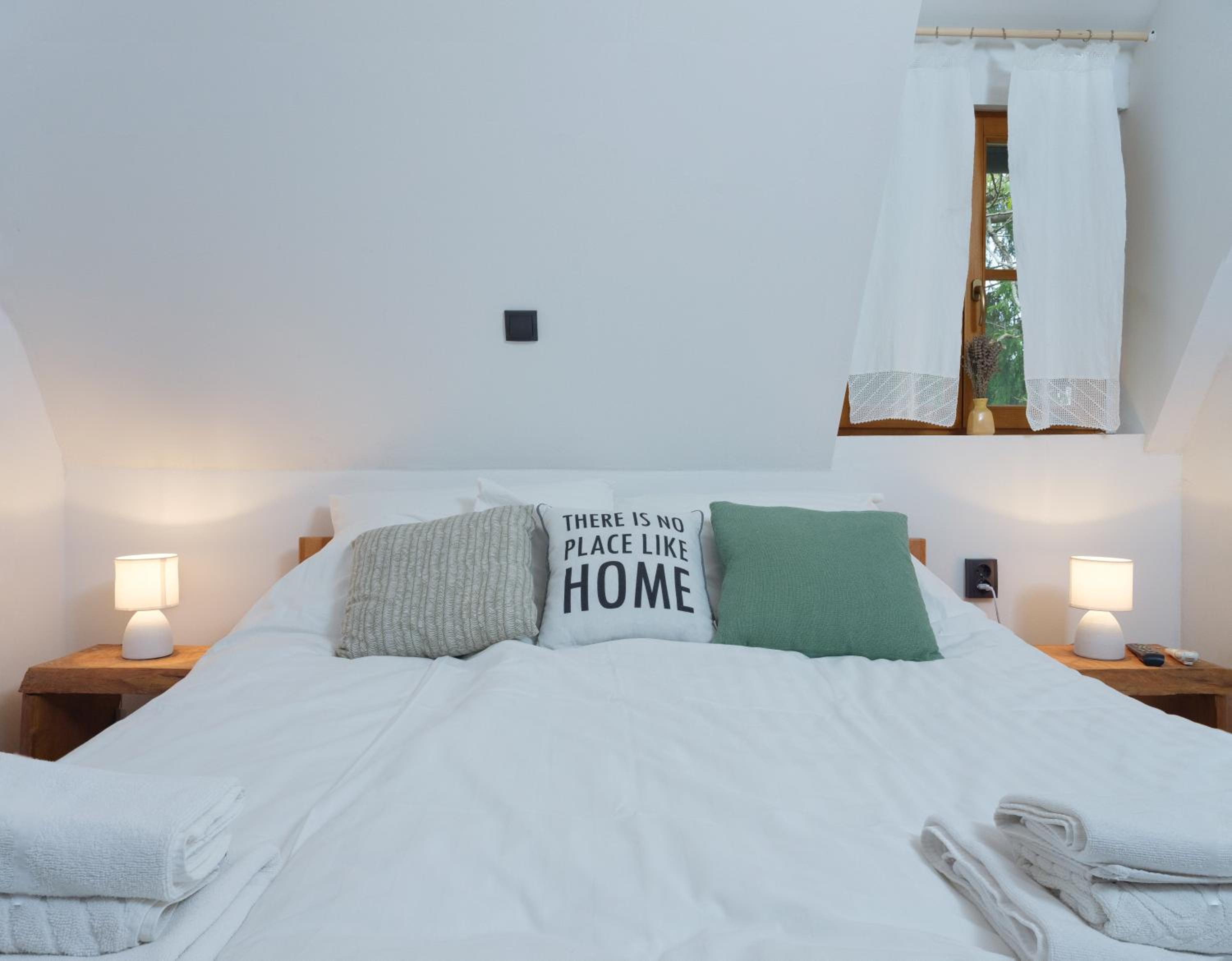 Apartment - Photo 2