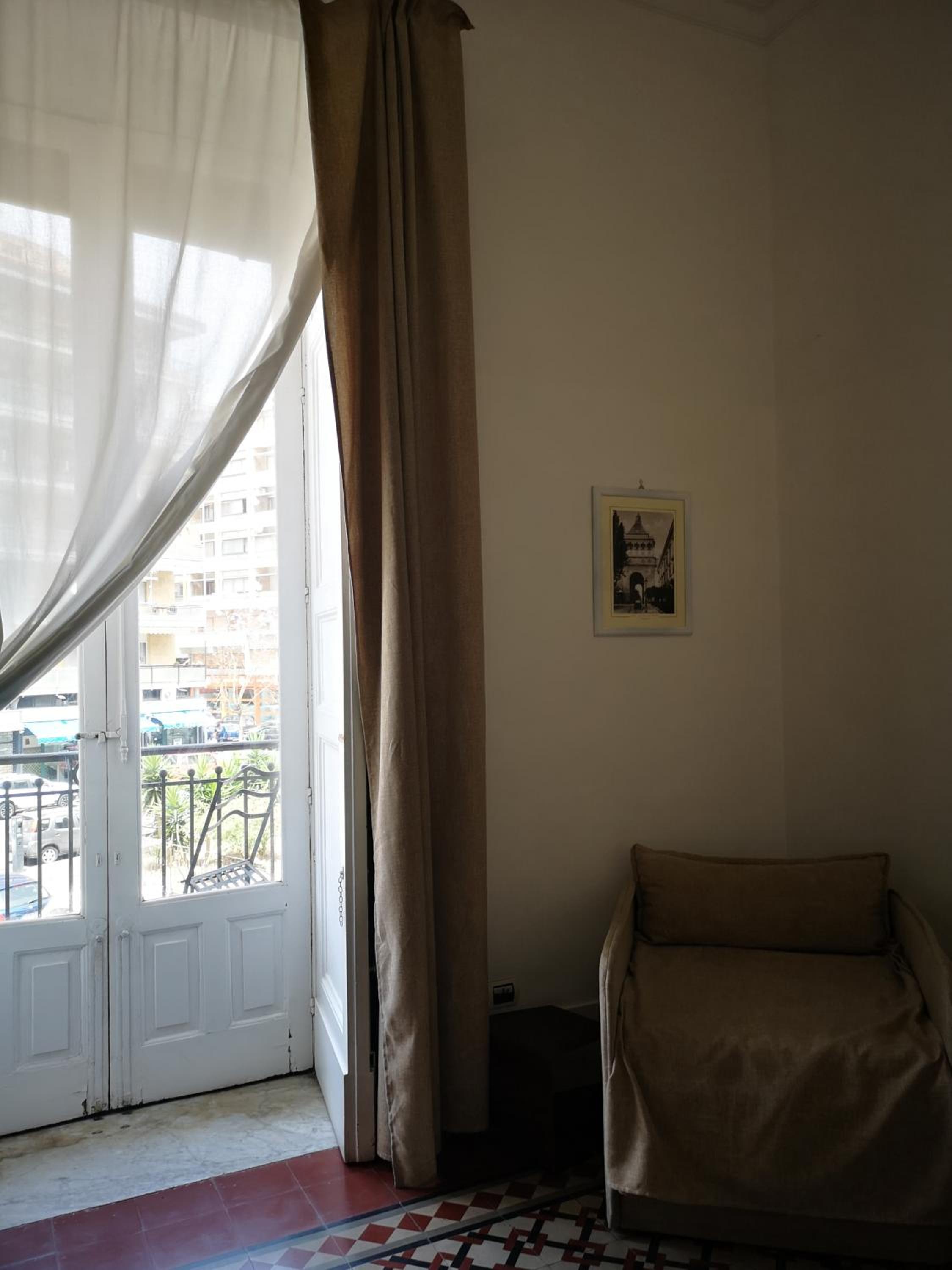 Junior Suite with Balcony - Photo 3