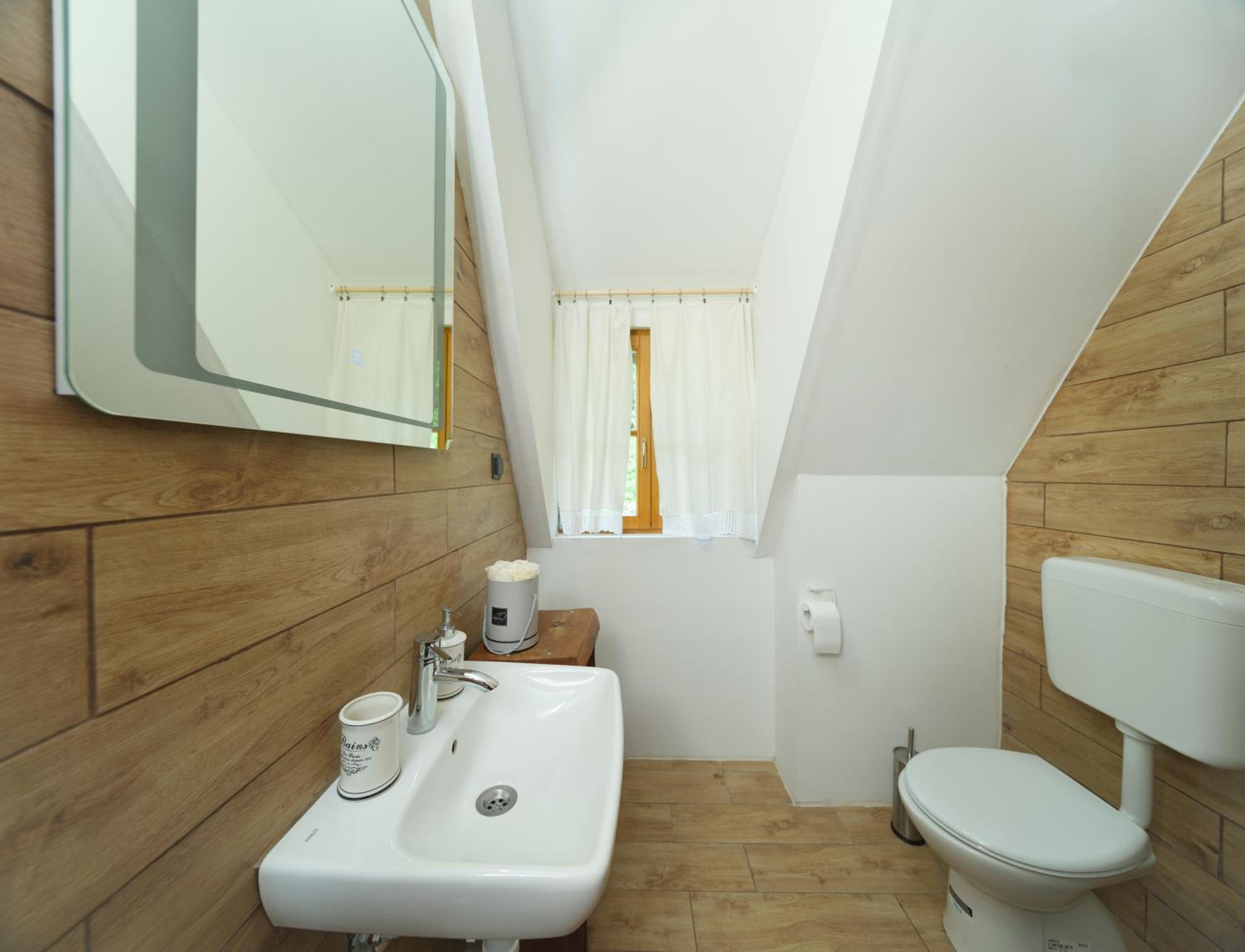 Apartment - Photo 16