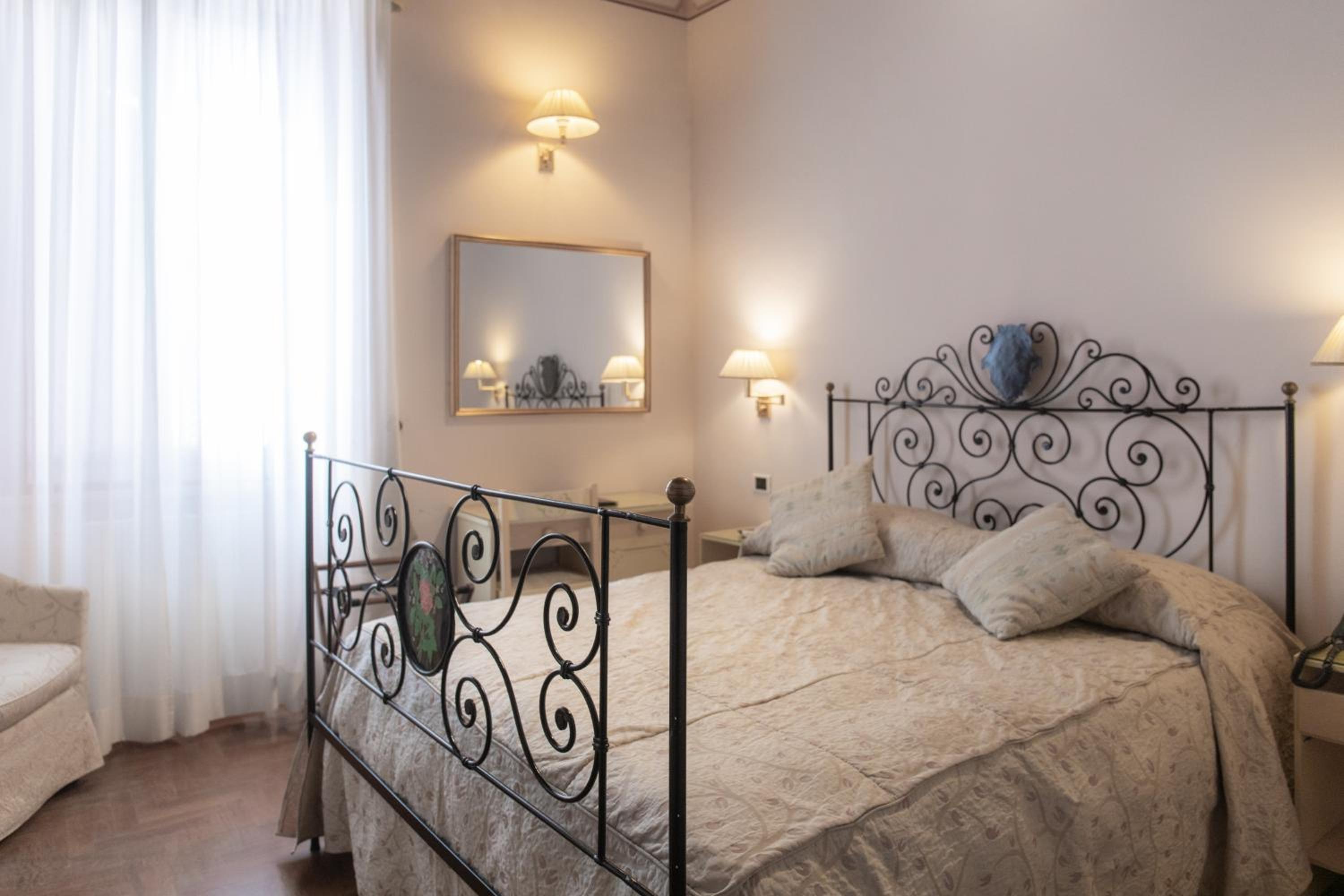 Charme Double or Twin Room - Photo 4