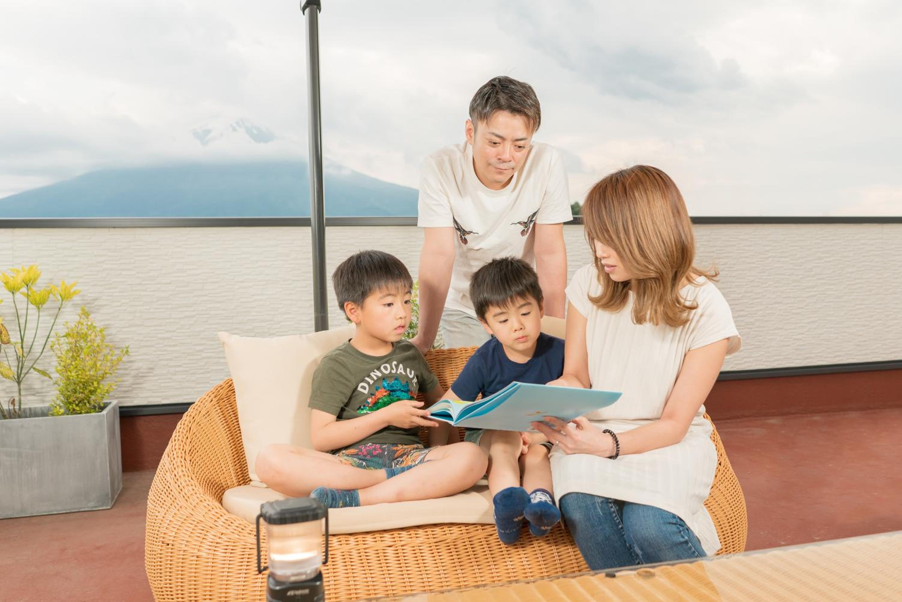 Rooftop Villa with Theater Room - Type A - Photo 20