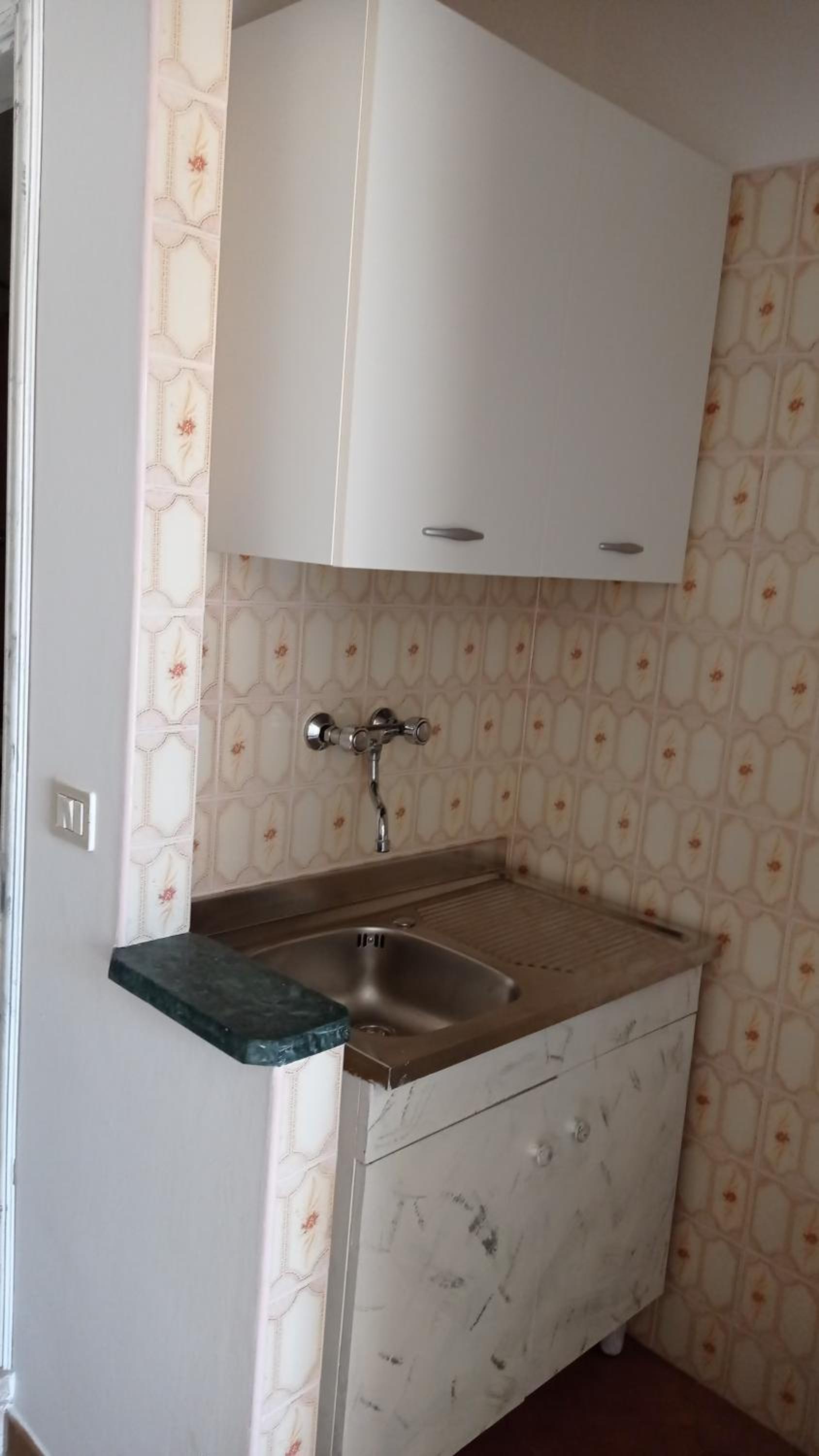 One-Bedroom House - Photo 33
