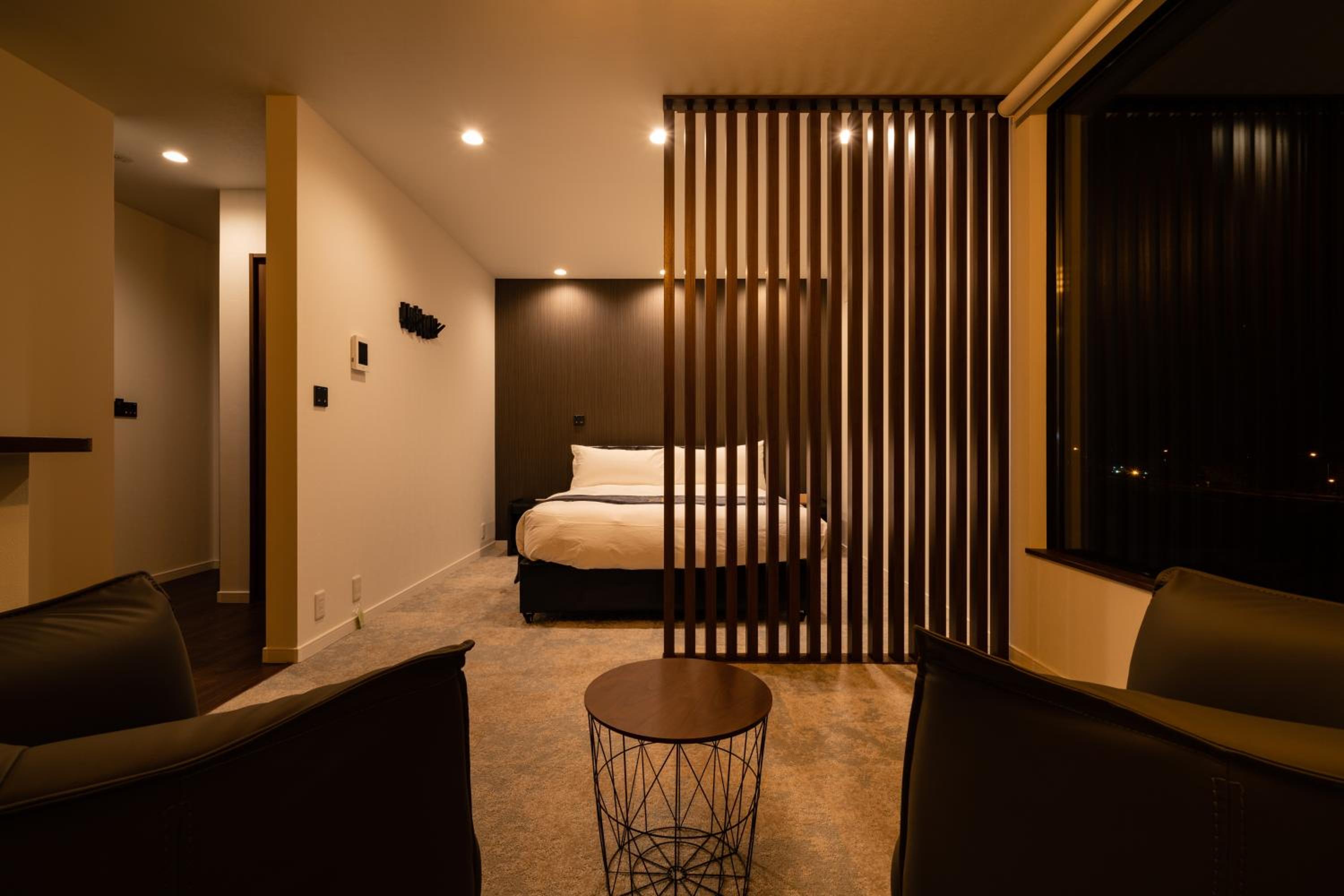 Rooftop Villa with Theater Room - Type A - Photo 32