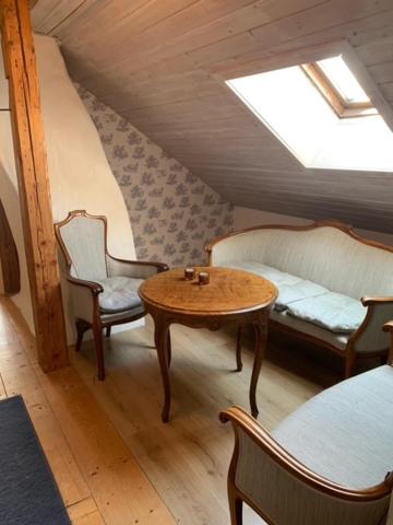 Two-Bedroom Apartment - Photo 2