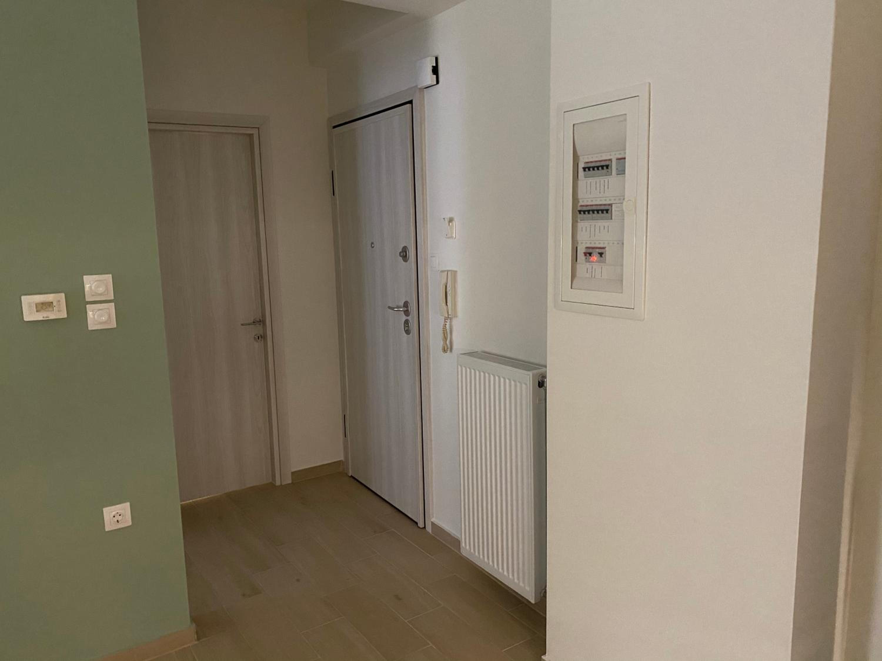 One-Bedroom Apartment - Photo 27