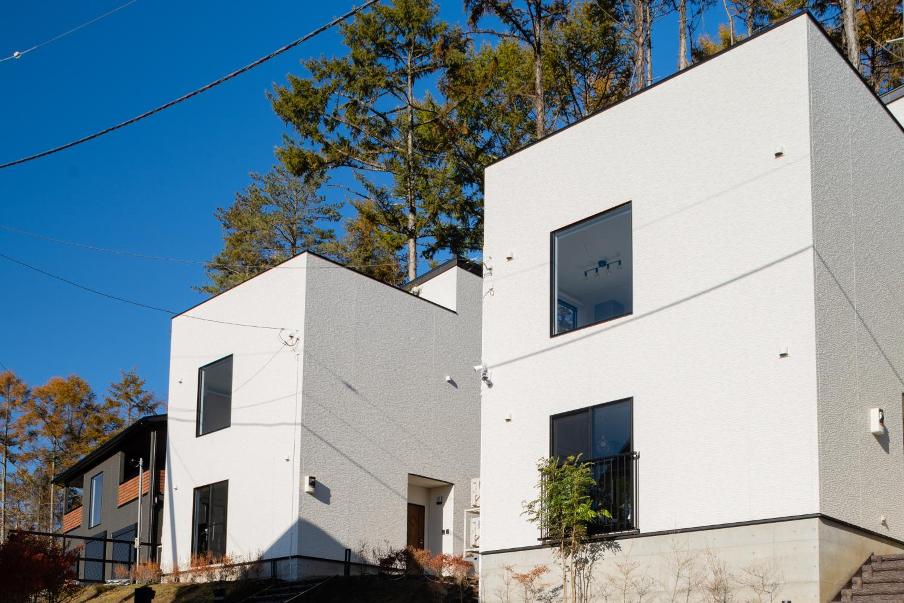 Rooftop Villa with Theater Room - Type A - Photo 29