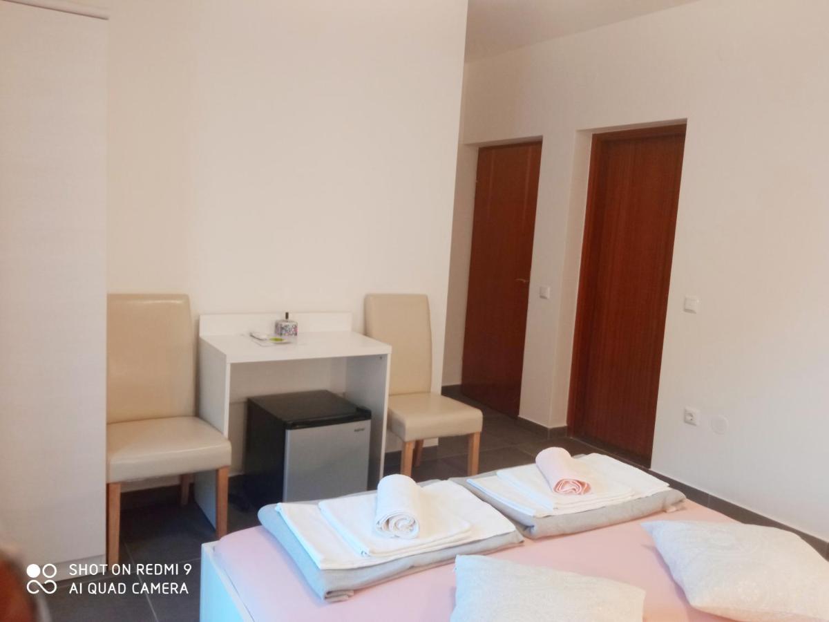 Double Room with Balcony photo 2