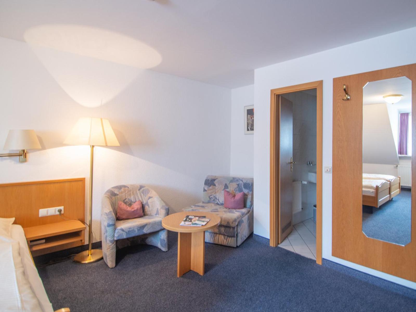 Double Room - Photo 6