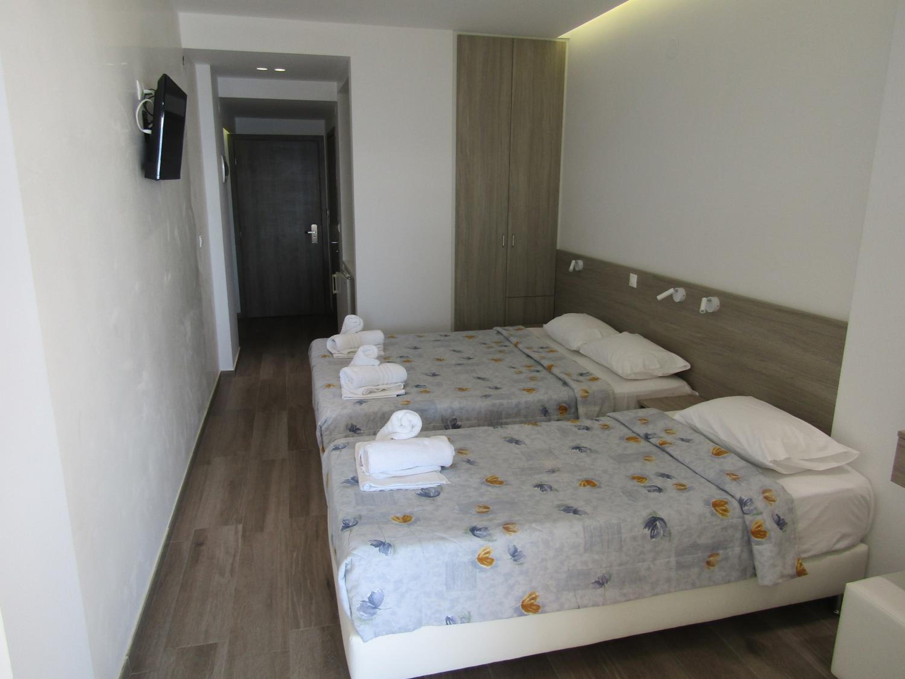 Double or Twin Room - Disability Access photo 2
