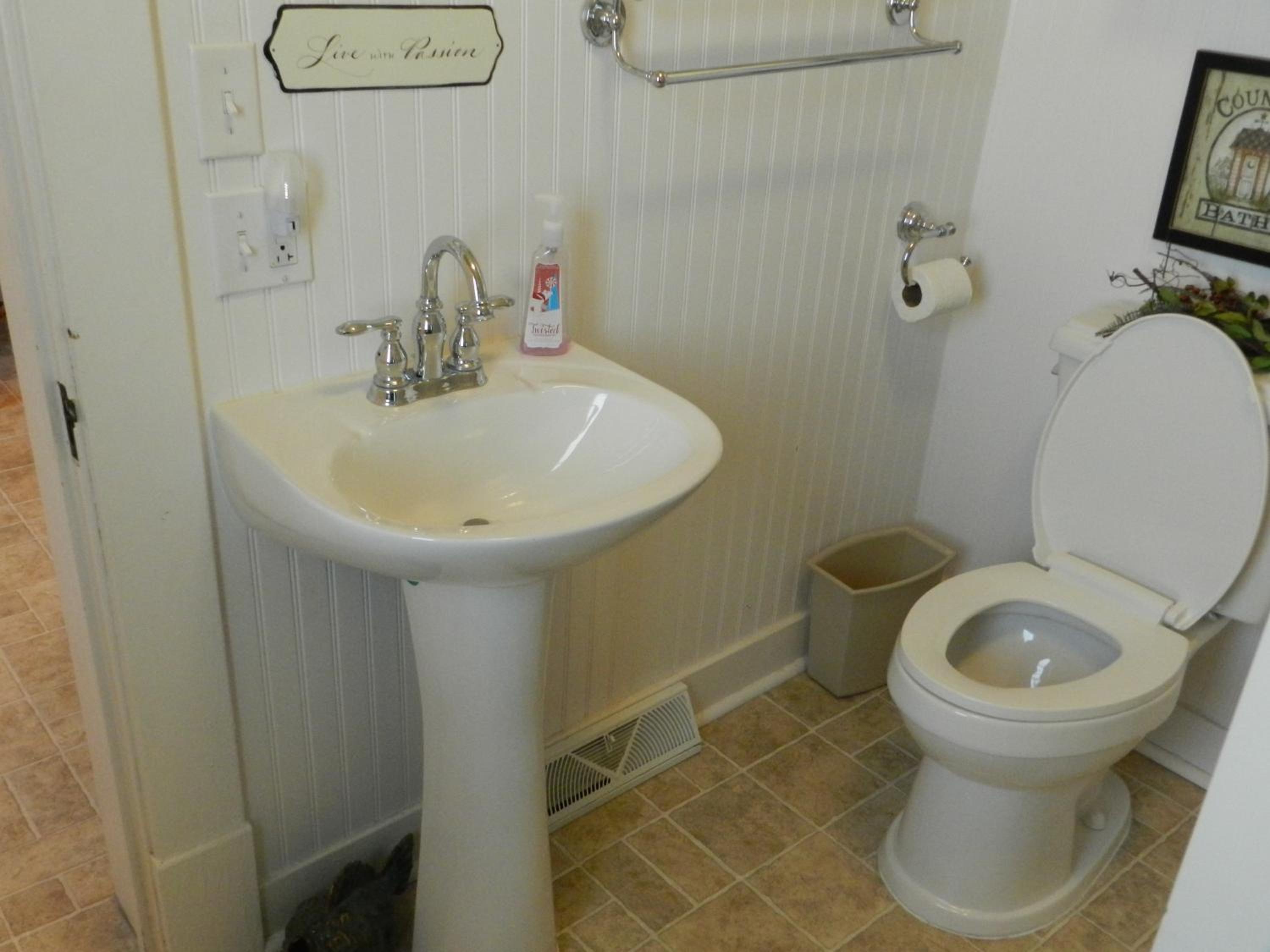 Two-Bedroom House photo 3