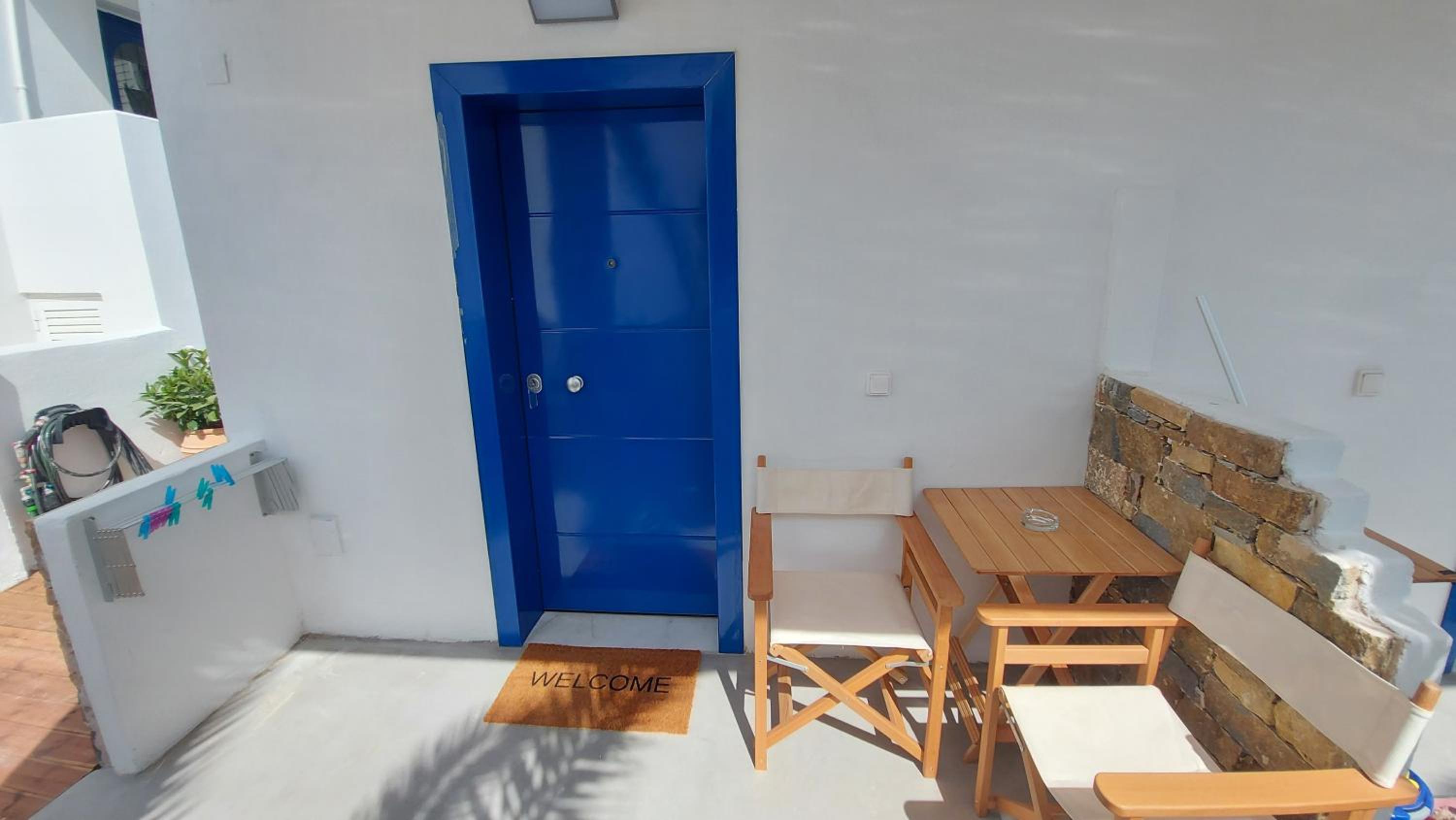 One-Bedroom Apartment - Photo 13