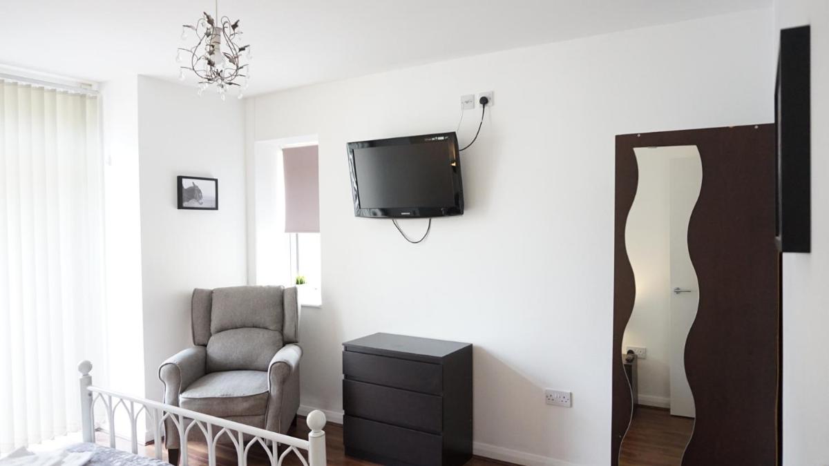 Apartment - Ground Floor - Photo 7