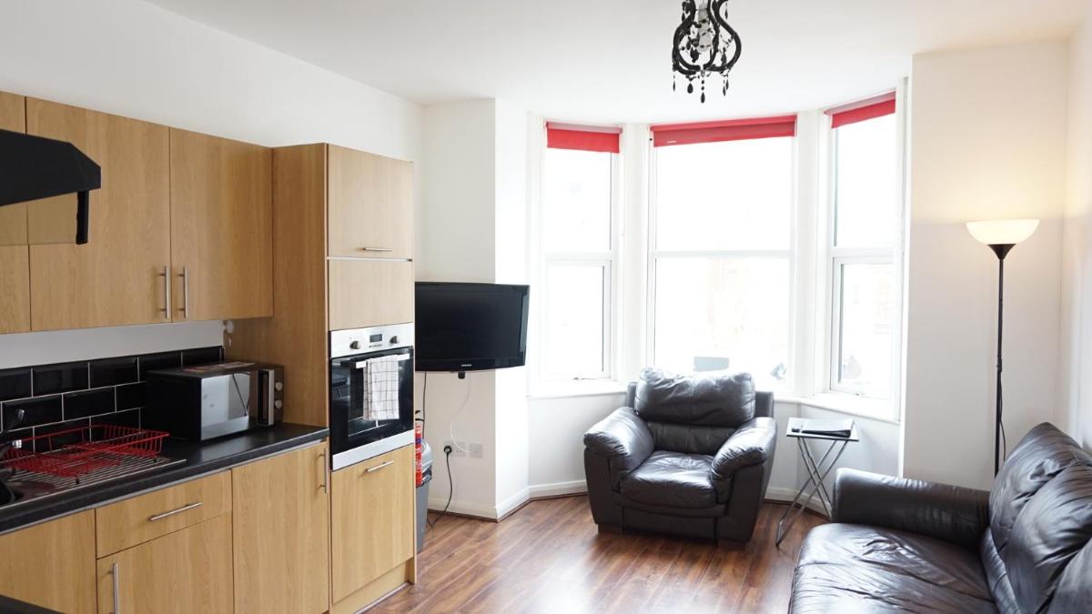 Apartment - Ground Floor - Photo 13