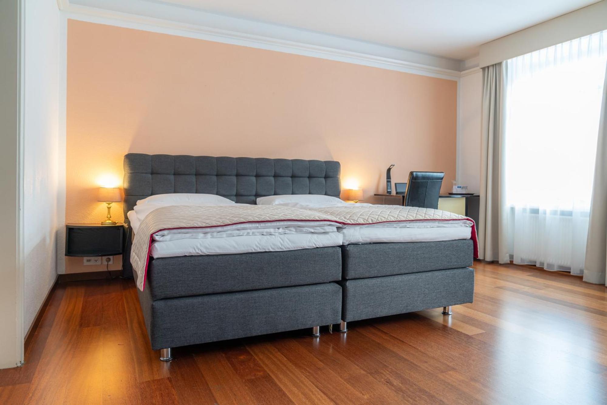 Standard Double or Twin Room - Photo 4