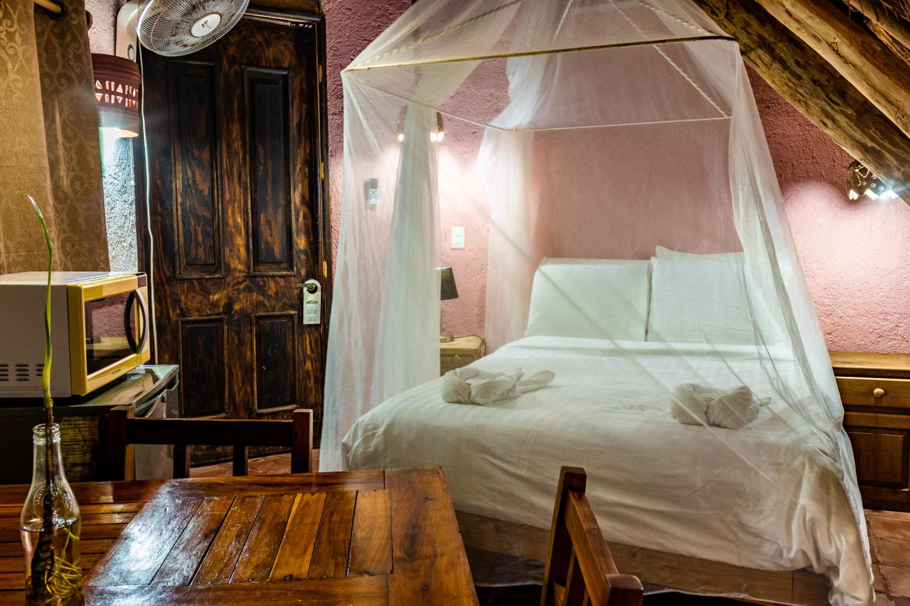 Quadruple Room - Photo 6