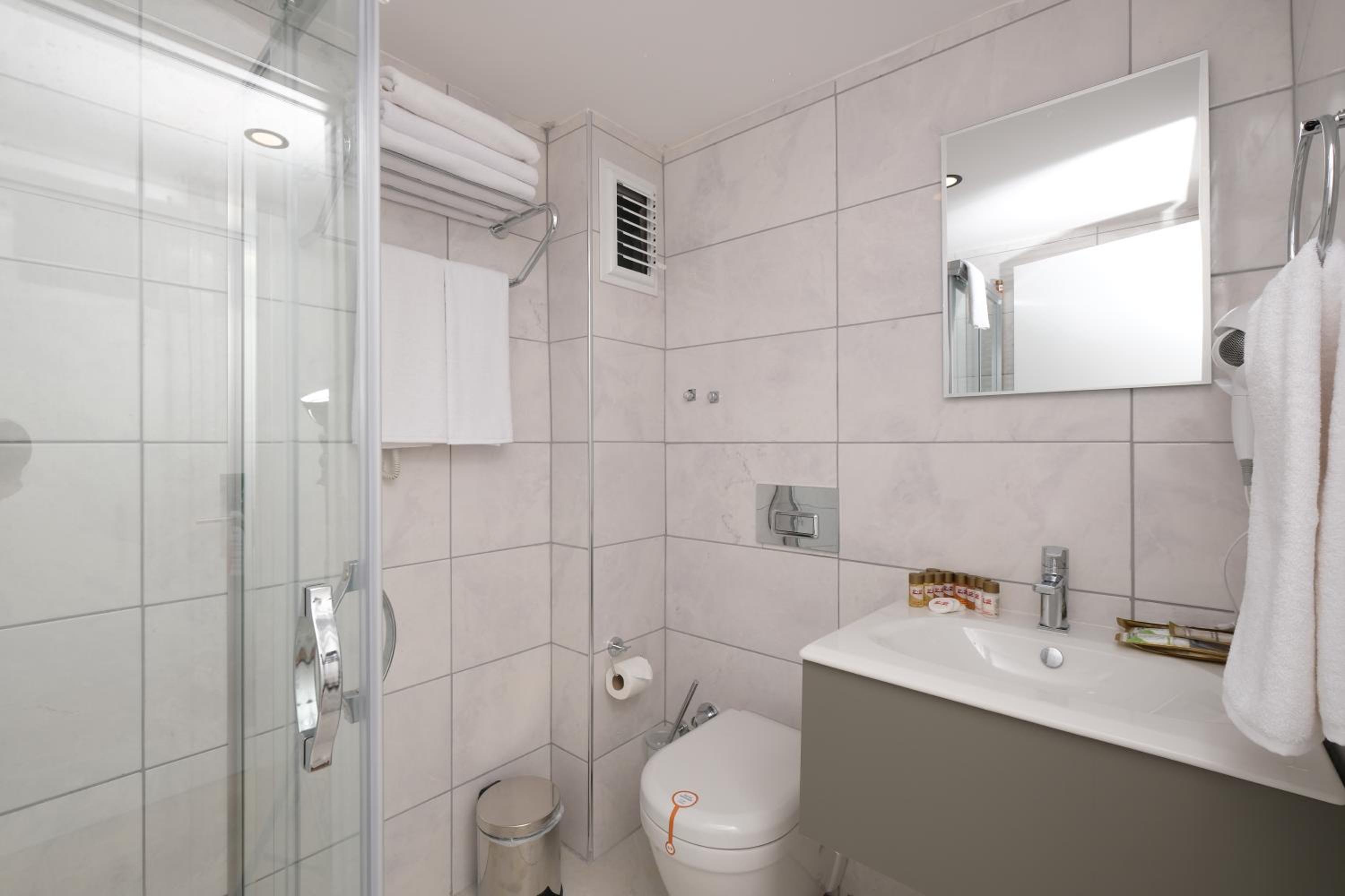 Triple Room with View