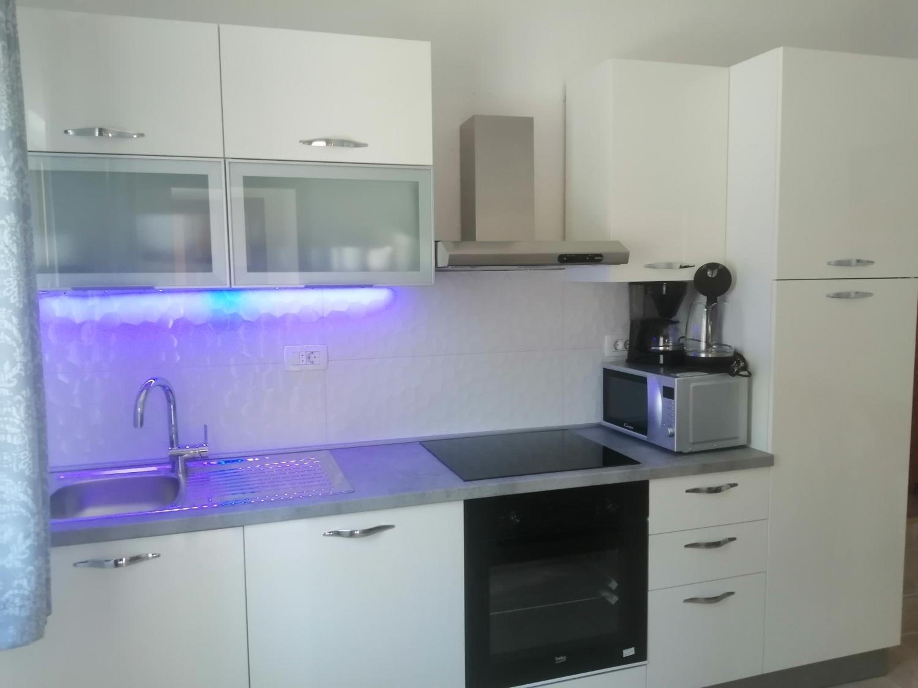 Apartment with Sea View photo 2